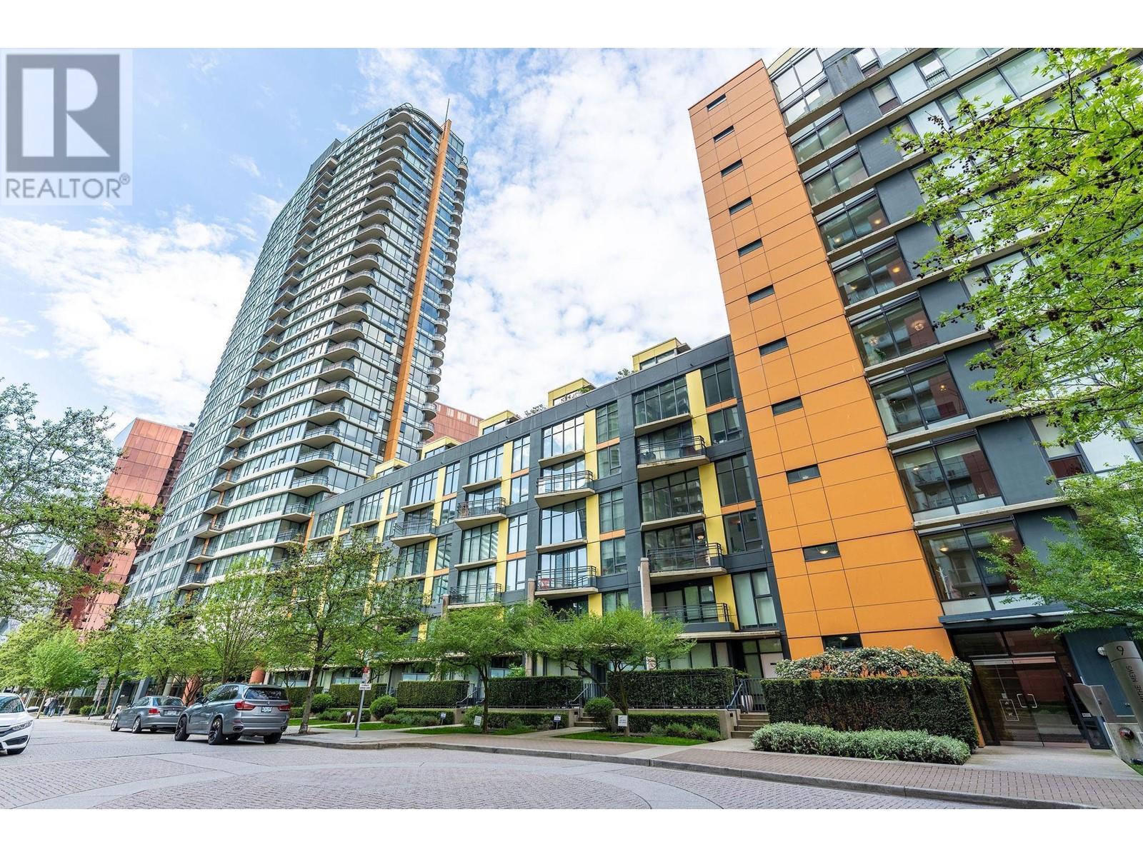 Listing Picture 2 of 34 : 907 33 SMITHE STREET, Vancouver / 溫哥華 - 魯藝地產 Yvonne Lu Group - MLS Medallion Club Member