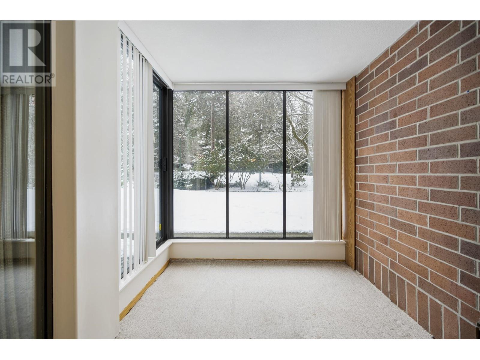 Listing Picture 13 of 40 : 105 4101 YEW STREET, Vancouver / 溫哥華 - 魯藝地產 Yvonne Lu Group - MLS Medallion Club Member