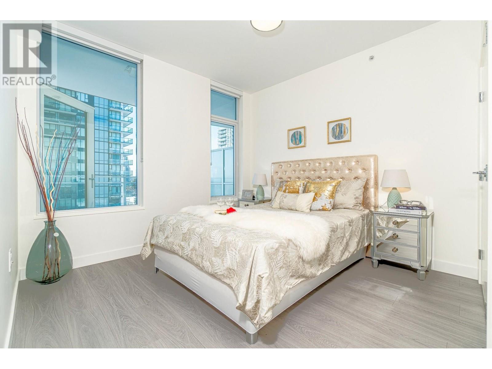 Listing Picture 17 of 38 : 906 5051 IMPERIAL STREET, Burnaby / 本拿比 - 魯藝地產 Yvonne Lu Group - MLS Medallion Club Member
