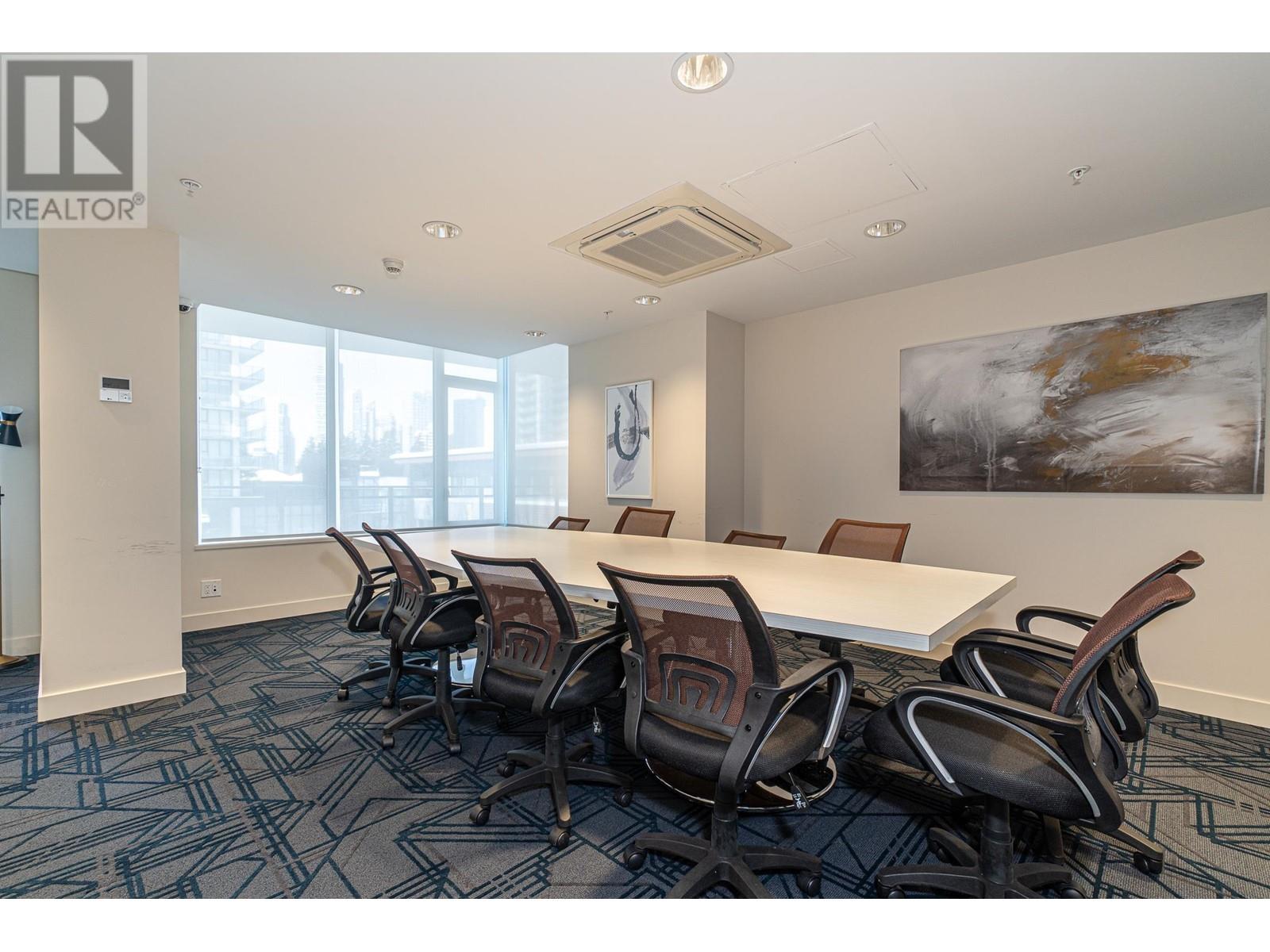 Listing Picture 30 of 38 : 906 5051 IMPERIAL STREET, Burnaby / 本拿比 - 魯藝地產 Yvonne Lu Group - MLS Medallion Club Member