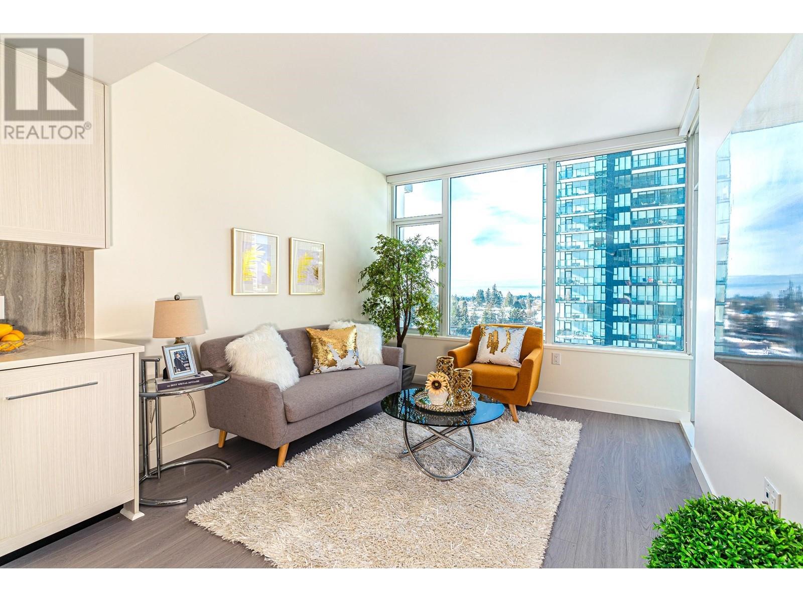 Listing Picture 5 of 38 : 906 5051 IMPERIAL STREET, Burnaby / 本拿比 - 魯藝地產 Yvonne Lu Group - MLS Medallion Club Member