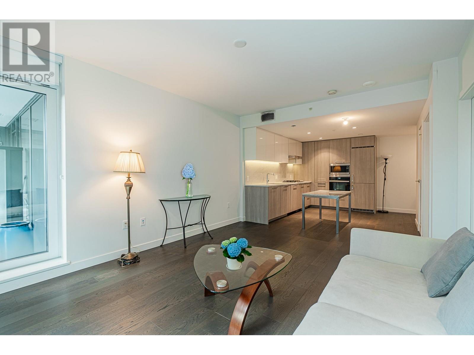 Listing Picture 12 of 40 : 505 3200 CORVETTE WAY, Richmond / 烈治文 - 魯藝地產 Yvonne Lu Group - MLS Medallion Club Member