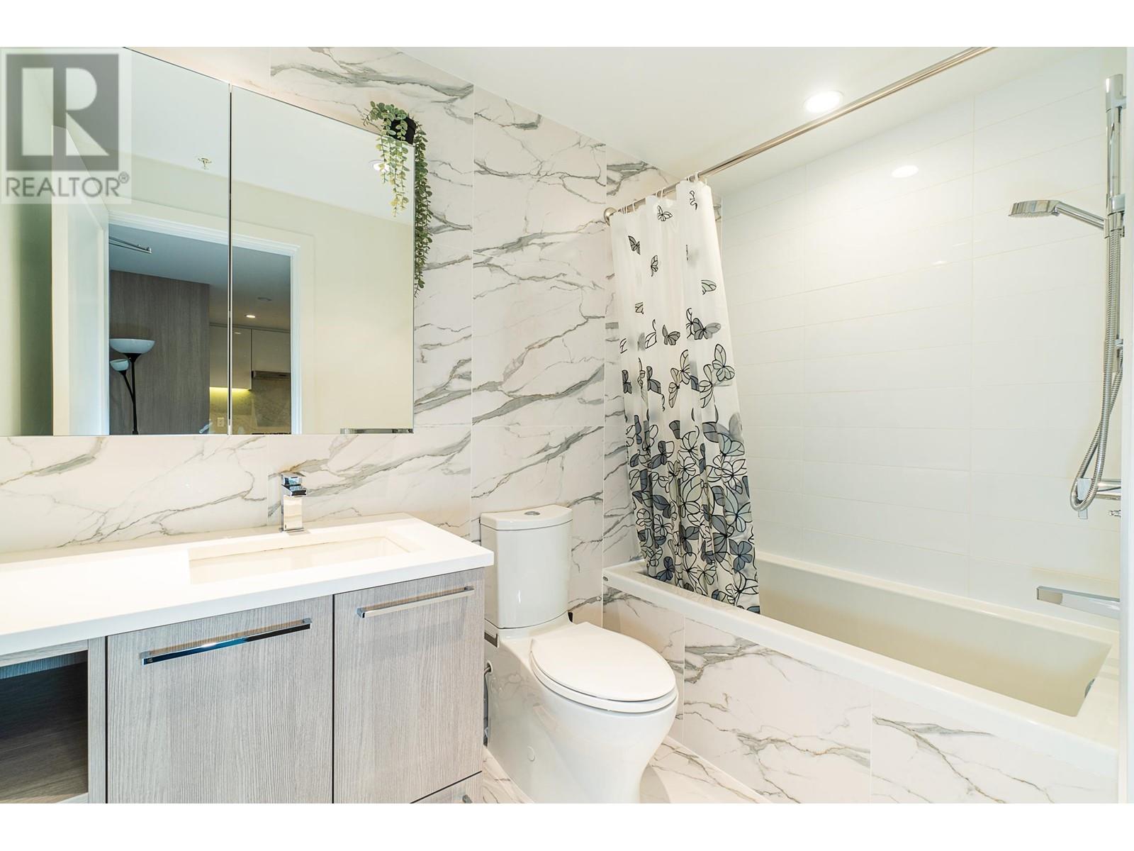Listing Picture 16 of 40 : 505 3200 CORVETTE WAY, Richmond / 烈治文 - 魯藝地產 Yvonne Lu Group - MLS Medallion Club Member