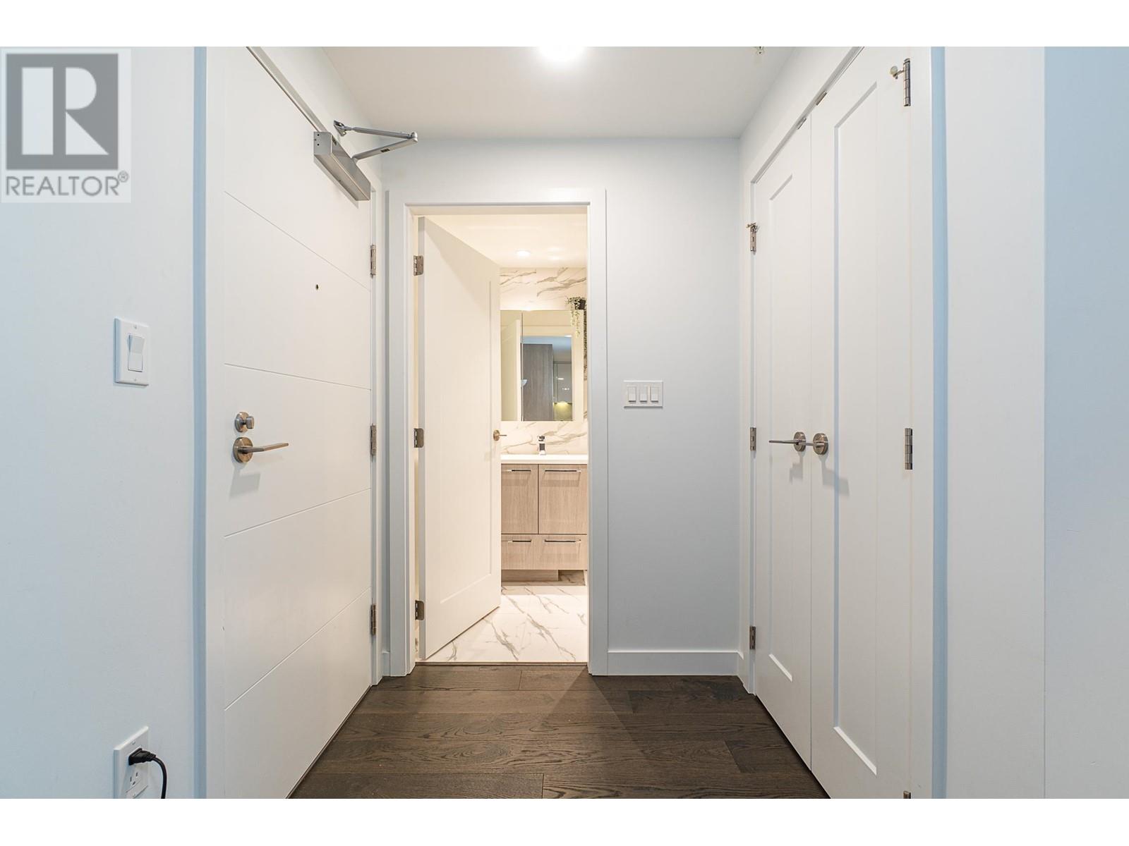 Listing Picture 22 of 40 : 505 3200 CORVETTE WAY, Richmond / 烈治文 - 魯藝地產 Yvonne Lu Group - MLS Medallion Club Member