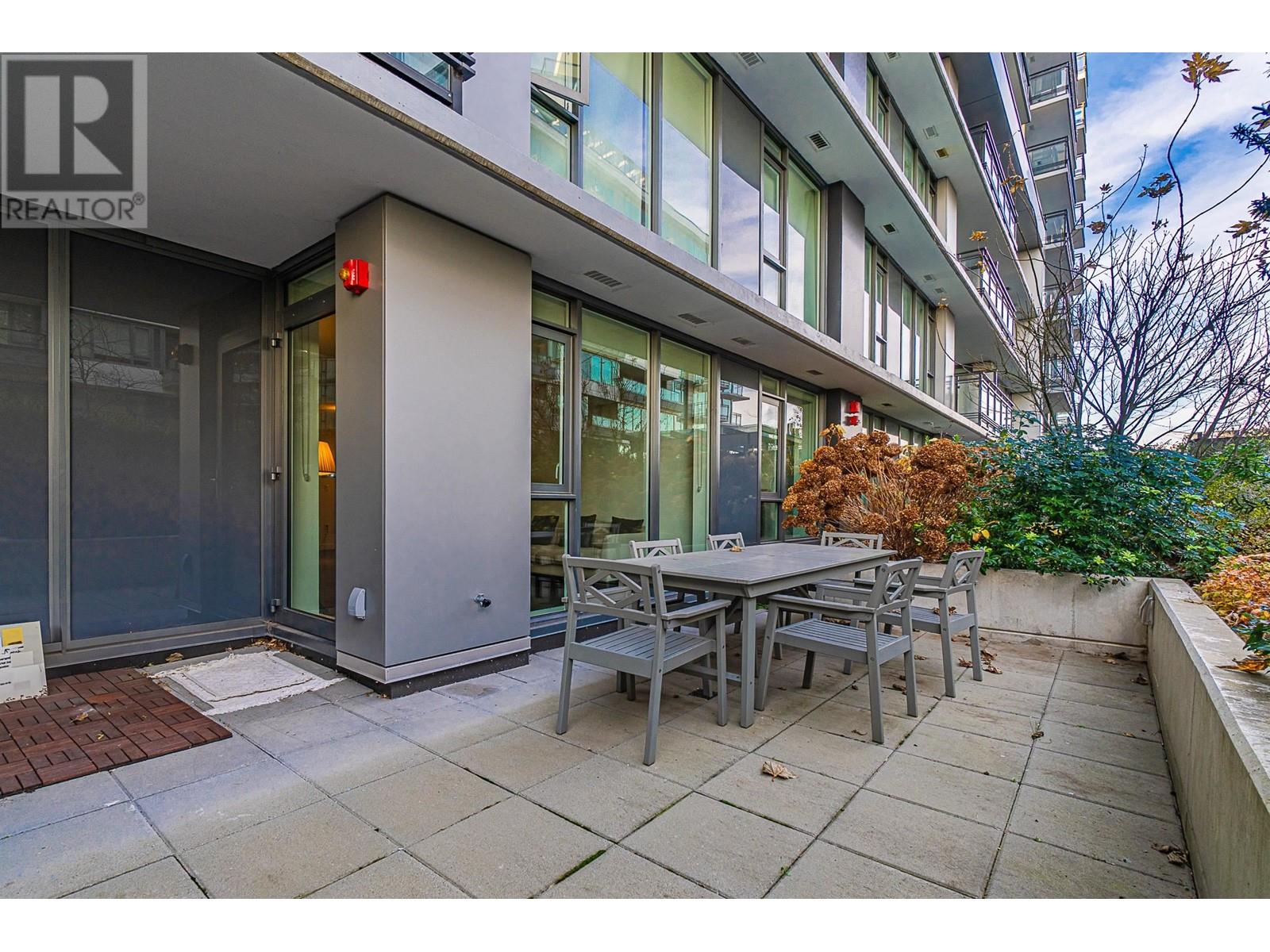 Listing Picture 23 of 40 : 505 3200 CORVETTE WAY, Richmond / 烈治文 - 魯藝地產 Yvonne Lu Group - MLS Medallion Club Member