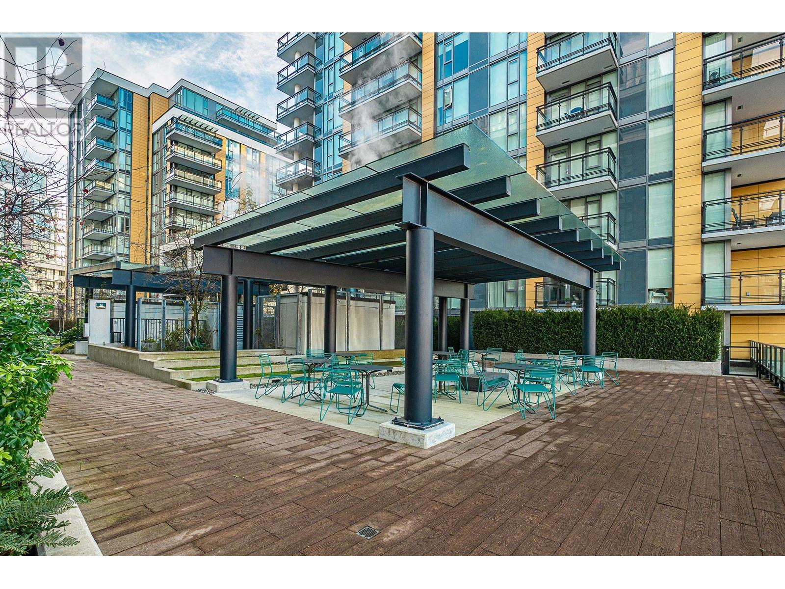 Listing Picture 28 of 40 : 505 3200 CORVETTE WAY, Richmond / 烈治文 - 魯藝地產 Yvonne Lu Group - MLS Medallion Club Member