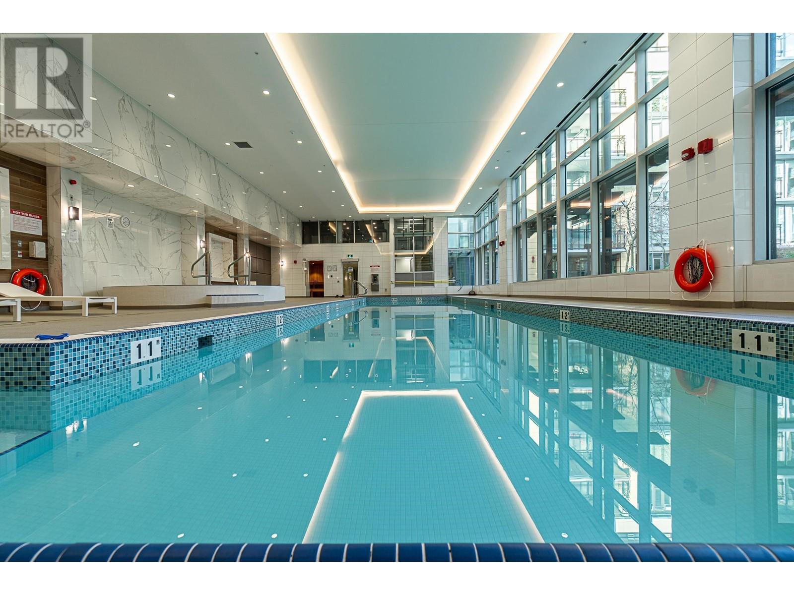 Listing Picture 34 of 40 : 505 3200 CORVETTE WAY, Richmond / 烈治文 - 魯藝地產 Yvonne Lu Group - MLS Medallion Club Member