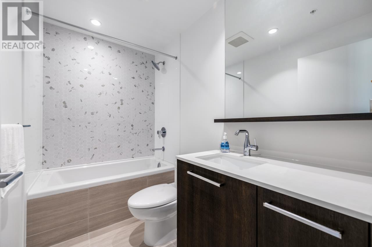 1904 567 Clarke Road, Coquitlam, British Columbia  V3J 0K7 - Photo 13 - R2965756