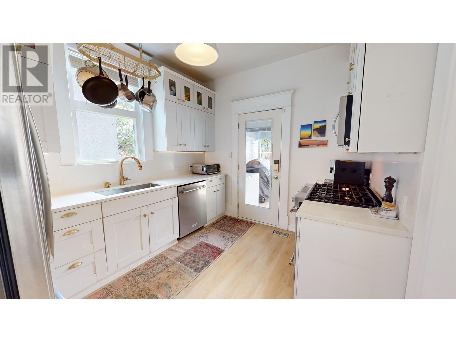 428 E 24th Avenue, Vancouver, British Columbia  V5V 2A1 - Photo 10 - R2965743