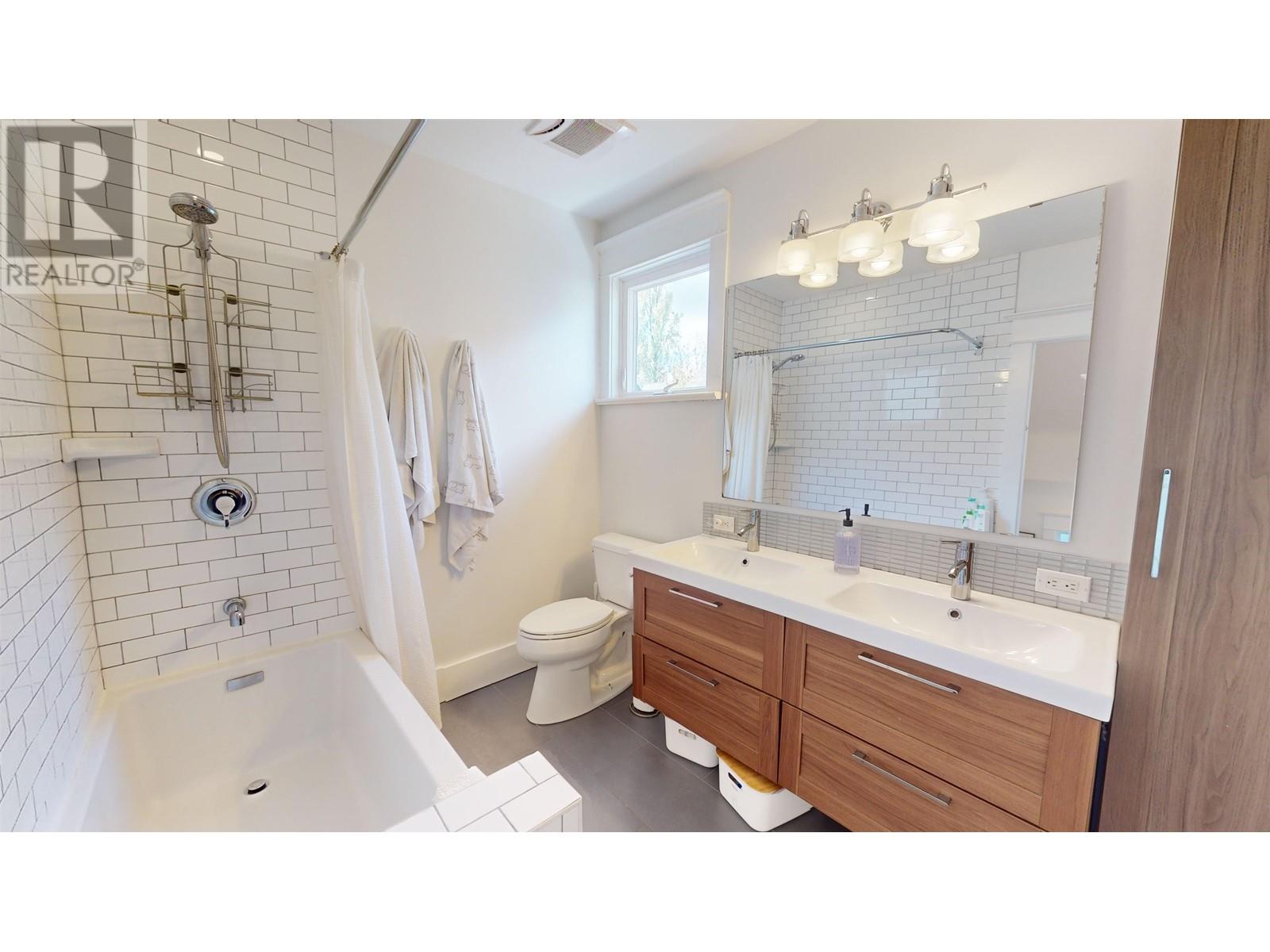 428 E 24th Avenue, Vancouver, British Columbia  V5V 2A1 - Photo 21 - R2965743