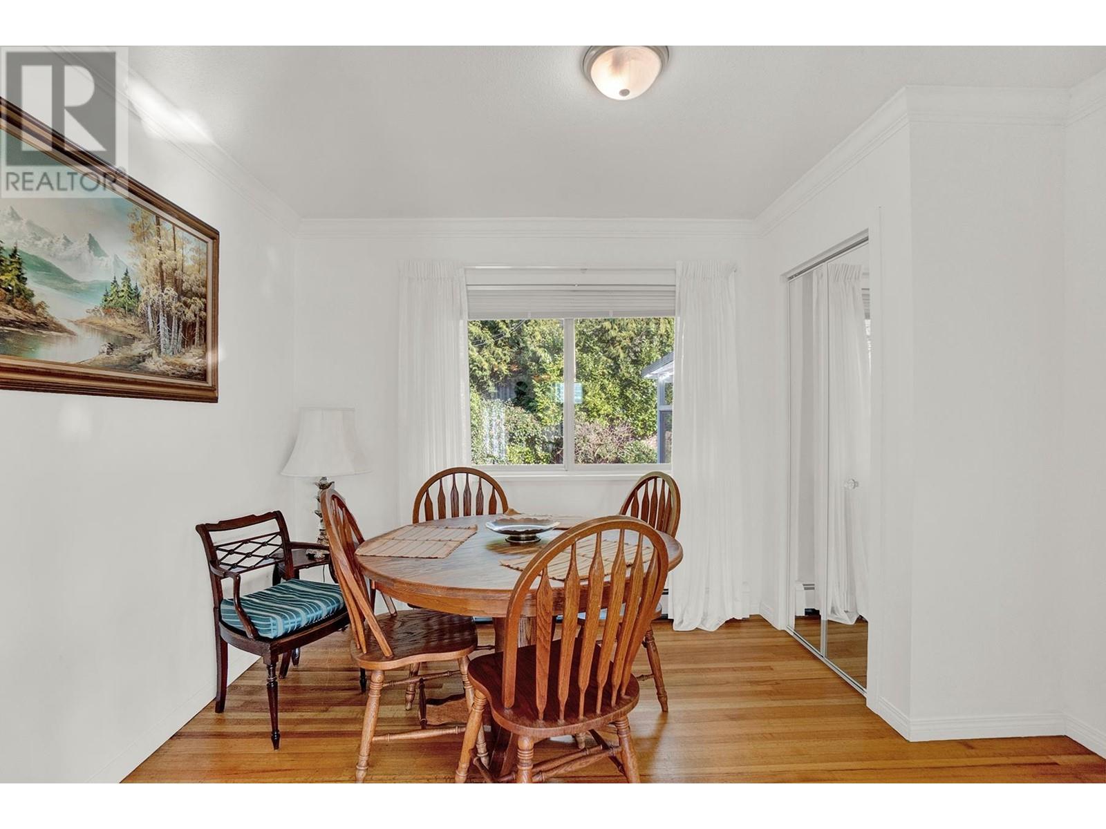 638 Elstree Place, North Vancouver, British Columbia  V7N 2Y3 - Photo 25 - R2965757