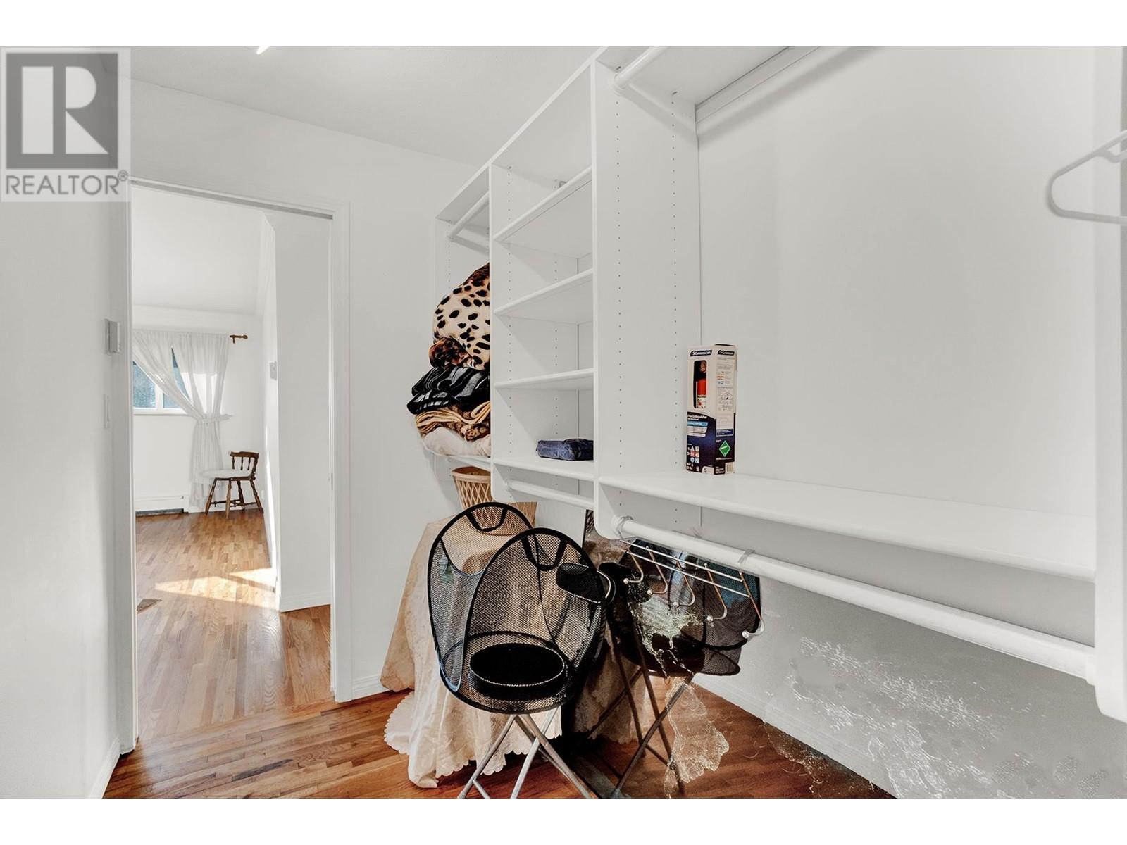 638 Elstree Place, North Vancouver, British Columbia  V7N 2Y3 - Photo 37 - R2965757