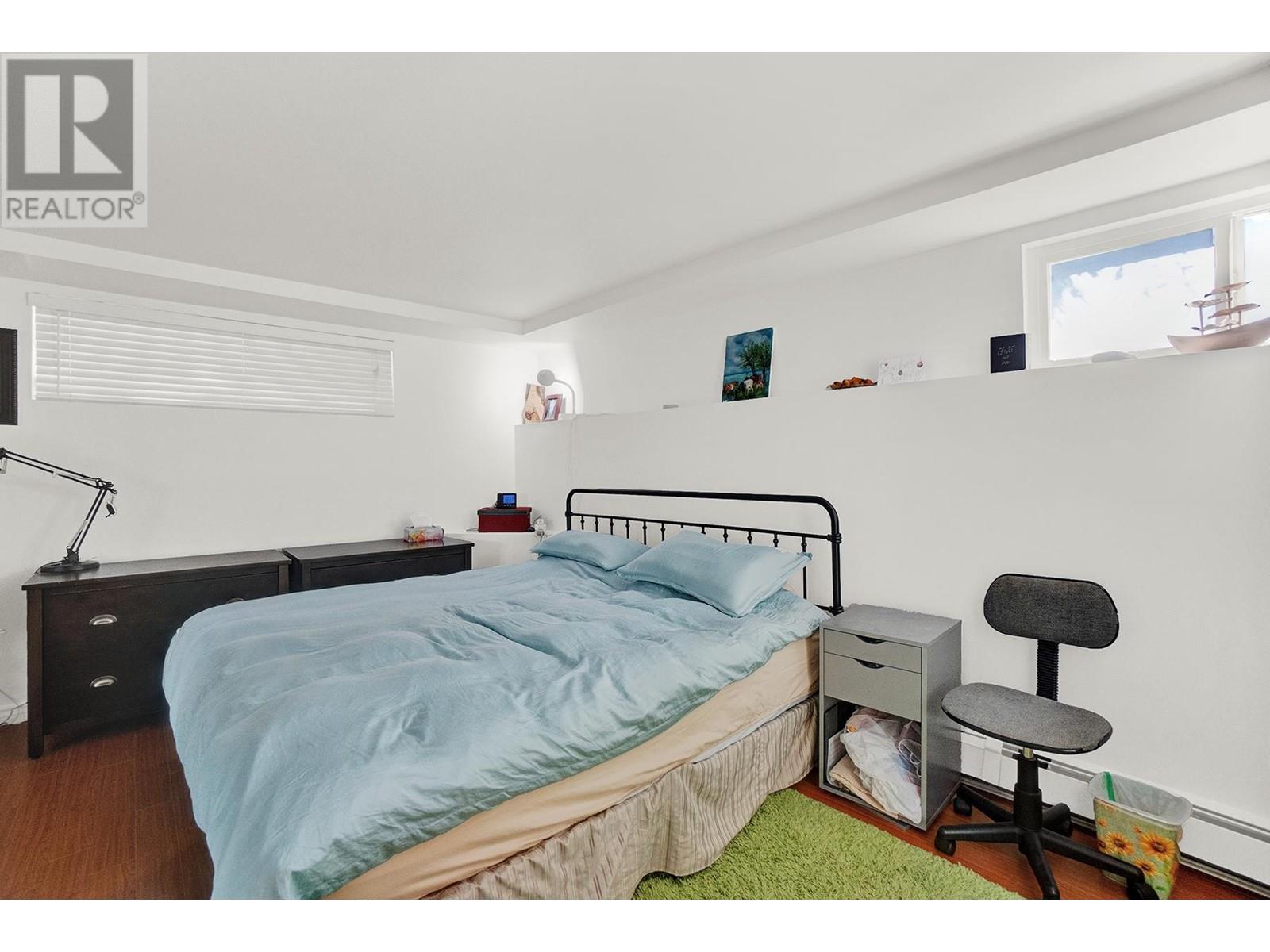 638 Elstree Place, North Vancouver, British Columbia  V7N 2Y3 - Photo 38 - R2965757