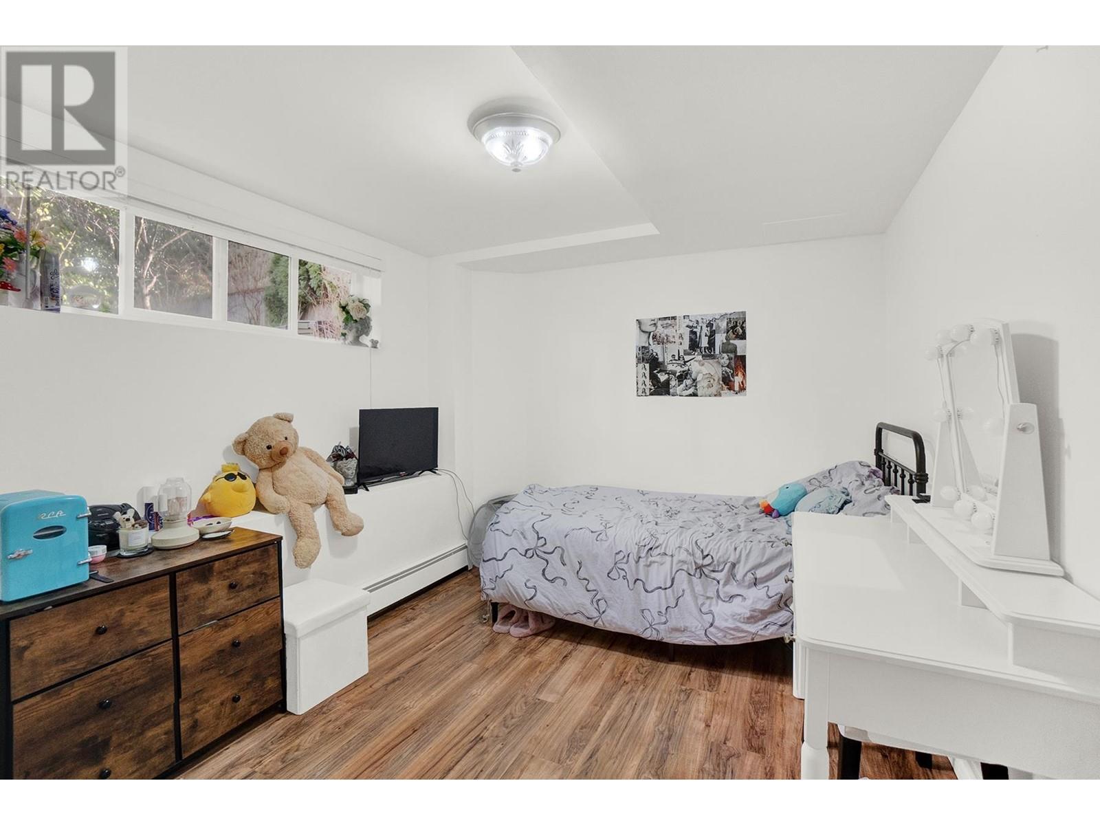 638 Elstree Place, North Vancouver, British Columbia  V7N 2Y3 - Photo 39 - R2965757