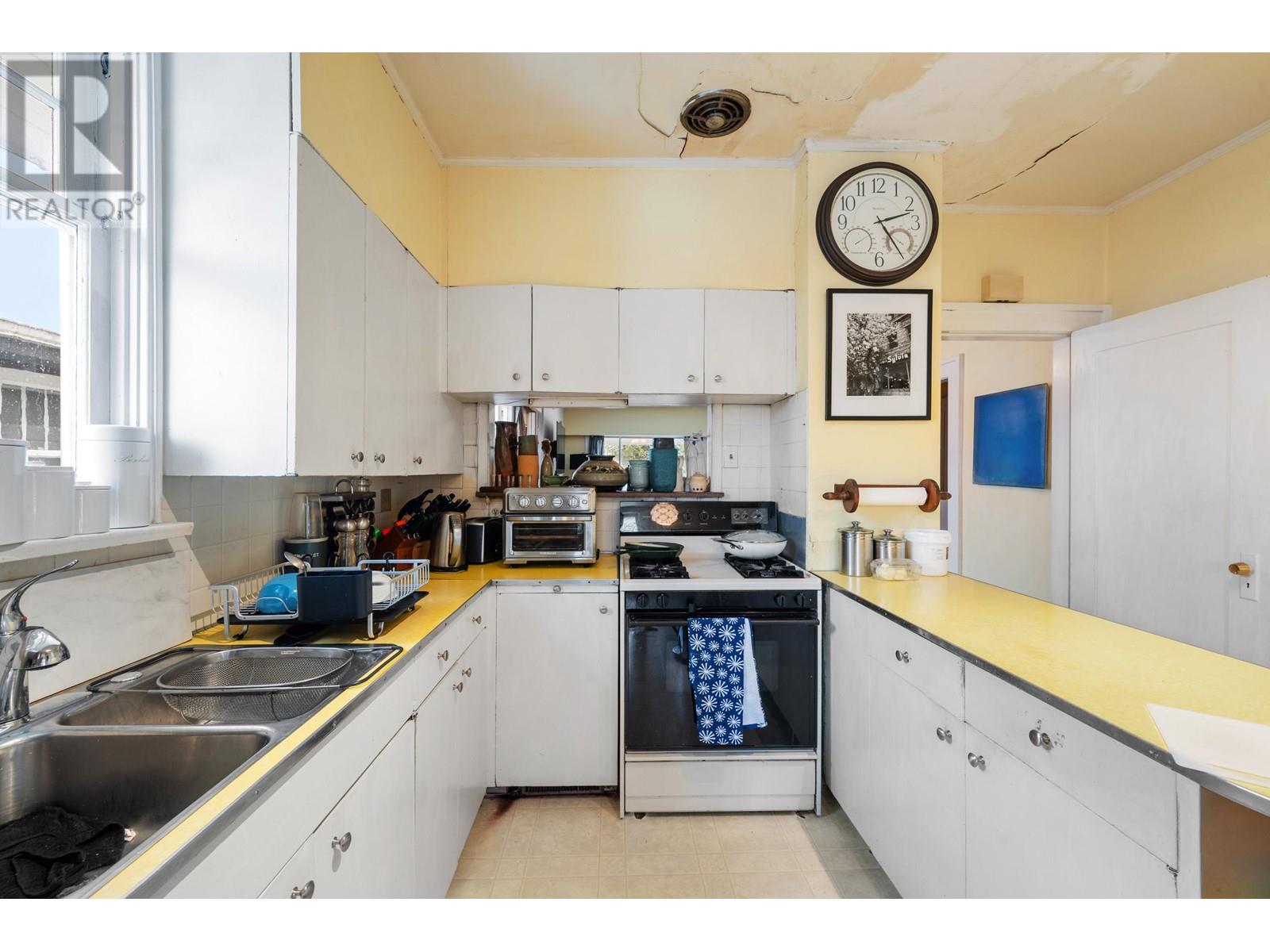 3259 W 7th Avenue, Vancouver, British Columbia  V6K 2A3 - Photo 6 - R2964377
