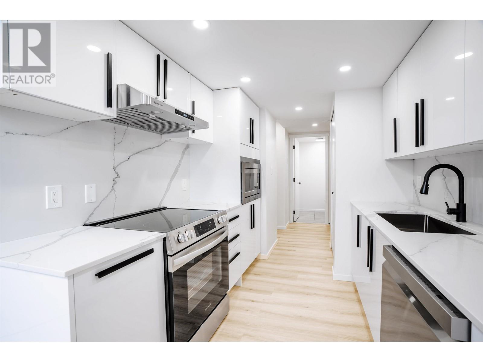 Listing Picture 9 of 29 : 204 8280 WESTMINSTER HIGHWAY, Richmond / 烈治文 - 魯藝地產 Yvonne Lu Group - MLS Medallion Club Member