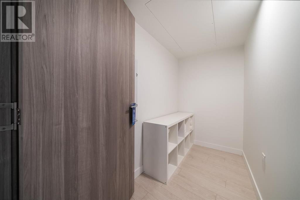 Listing Picture 19 of 25 : 1210 1768 COOK STREET, Vancouver / 溫哥華 - 魯藝地產 Yvonne Lu Group - MLS Medallion Club Member