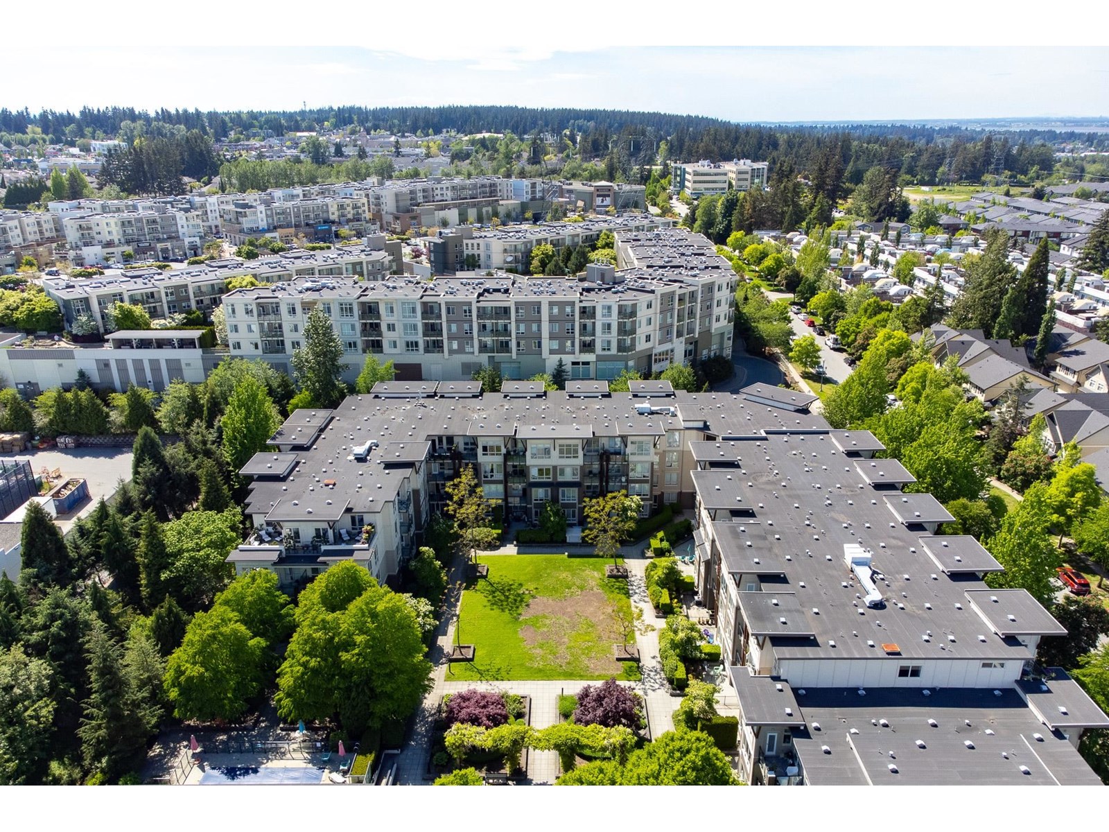 312 15918 26 Avenue, Surrey, British Columbia  V3Z 5K3 - Photo 32 - R2961711