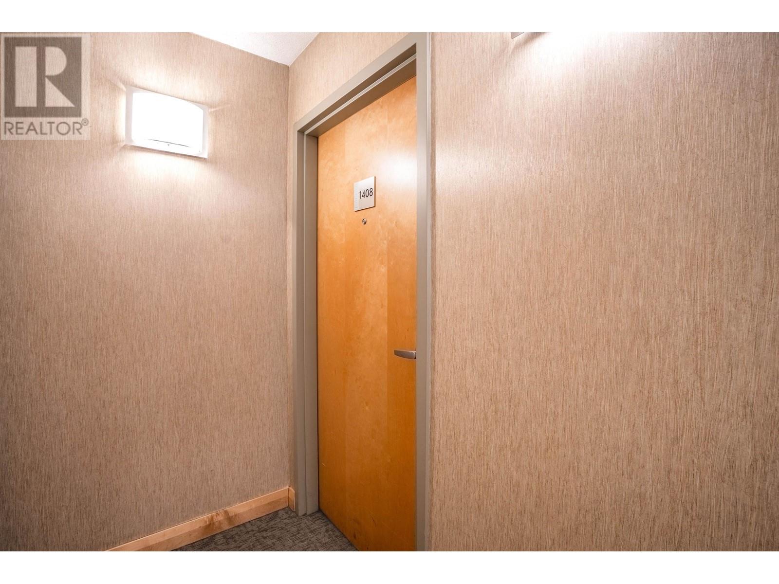 Listing Picture 32 of 33 : 1408 1420 W GEORGIA STREET, Vancouver / 溫哥華 - 魯藝地產 Yvonne Lu Group - MLS Medallion Club Member