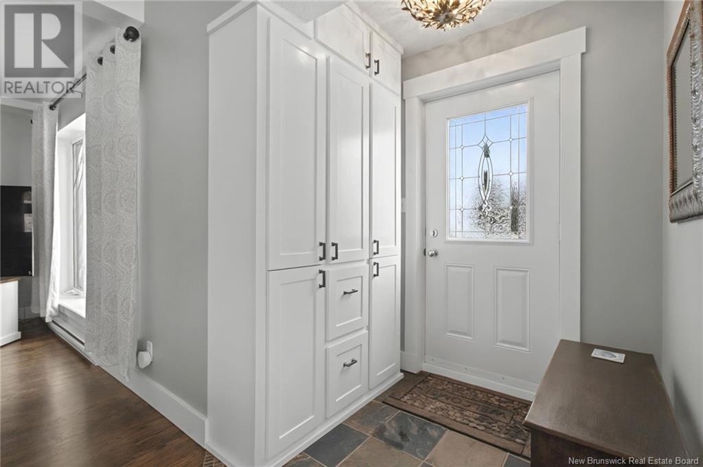 Property at 20 de L'Aigle image 3