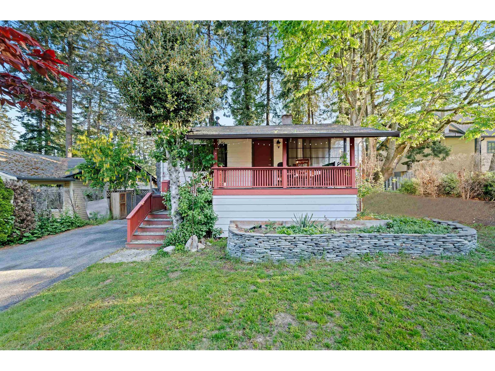 Property at 12775 15A AVENUE image 5