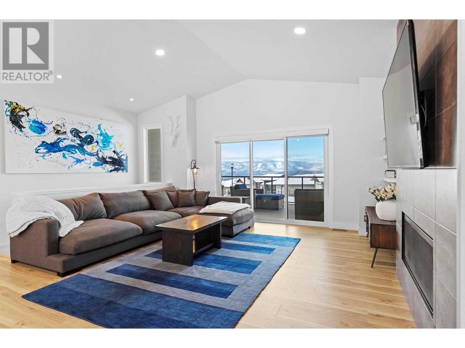 Property at 2209 Lavetta Drive image 2