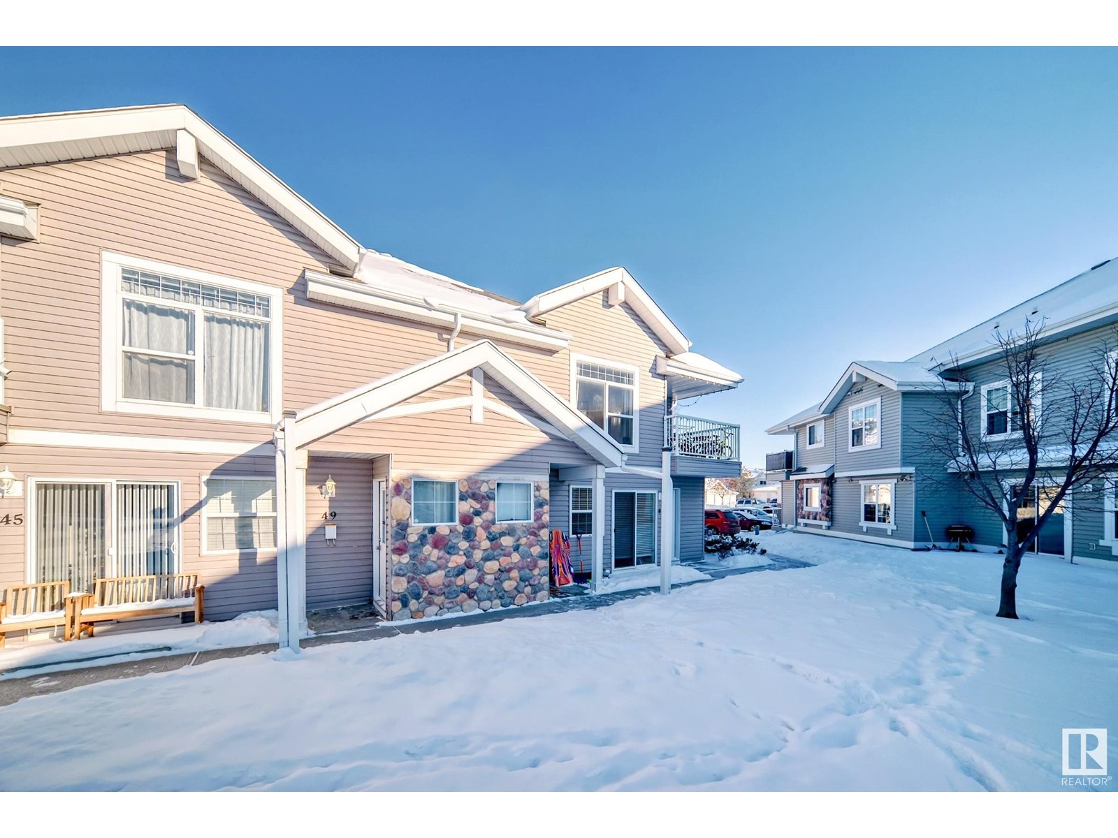 Property at #48 150 EDWARDS DR SW image 1
