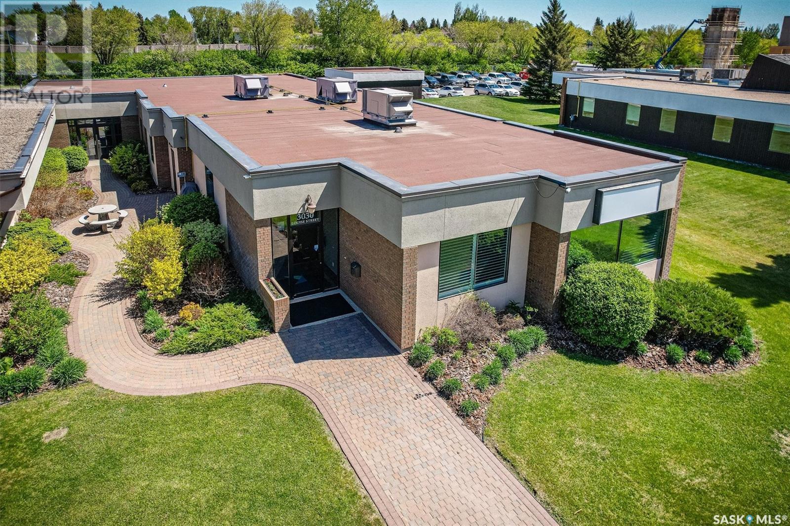 3030 Louise Street, Saskatoon, Saskatchewan  S7J 3L8 - Photo 37 - SK995582