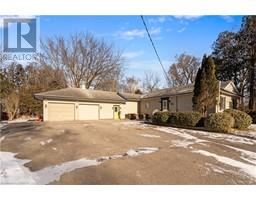 135 BIRKETT Lane, Brantford, Ontario