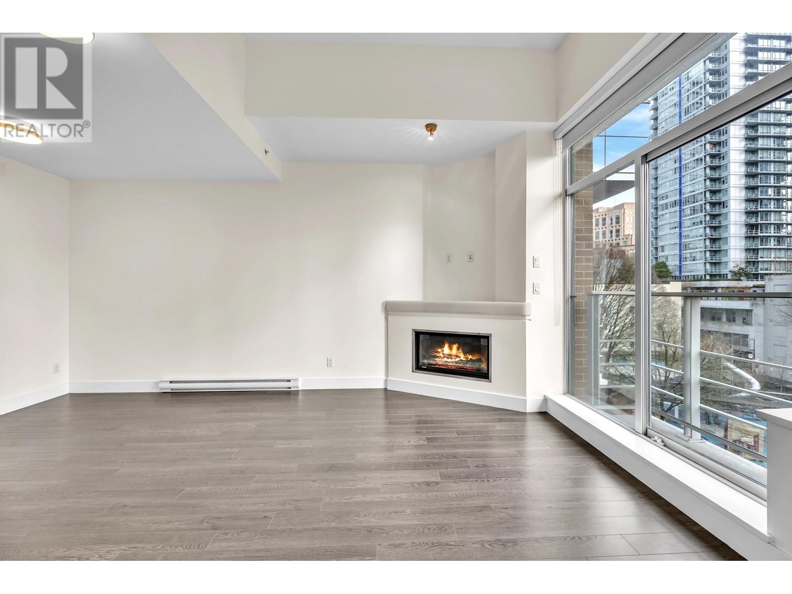 Listing Picture 11 of 30 : 407 535 SMITHE STREET, Vancouver / 溫哥華 - 魯藝地產 Yvonne Lu Group - MLS Medallion Club Member