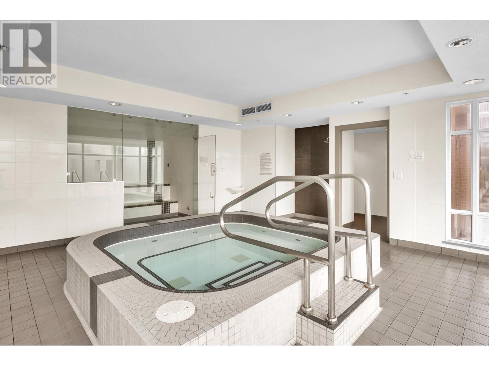 Listing Picture 21 of 30 : 407 535 SMITHE STREET, Vancouver / 溫哥華 - 魯藝地產 Yvonne Lu Group - MLS Medallion Club Member