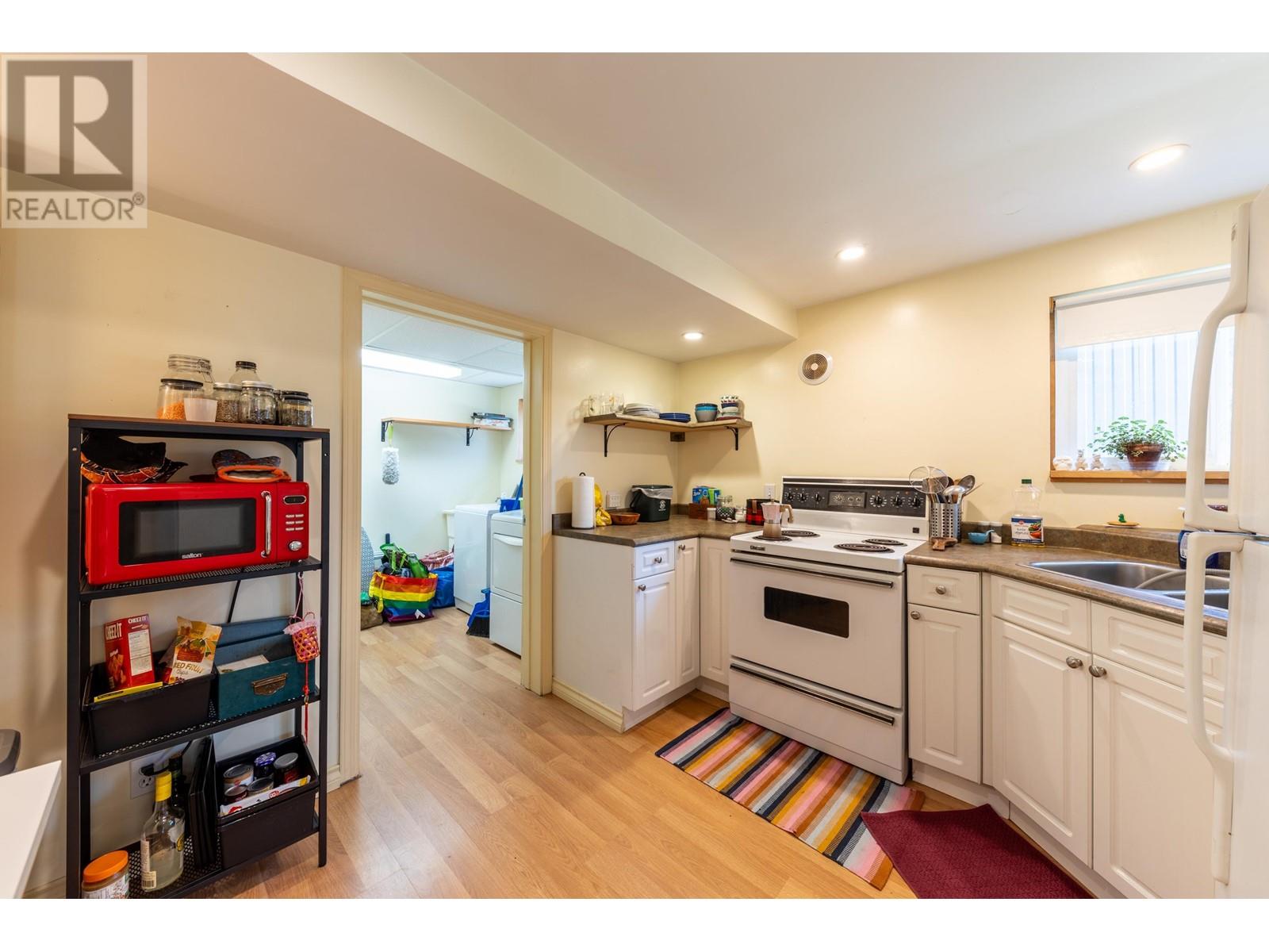 5668 Ewart Street, Burnaby, British Columbia  V5J 2W7 - Photo 30 - R2965208