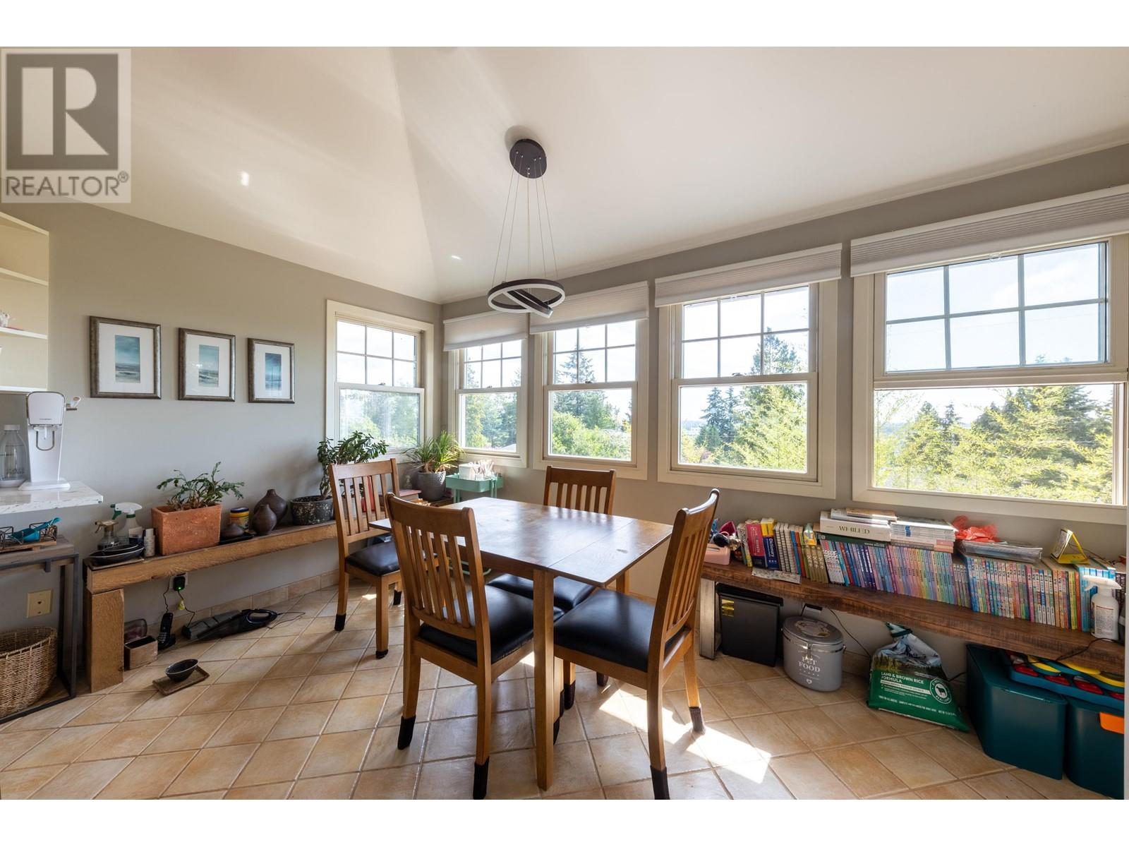 5668 Ewart Street, Burnaby, British Columbia  V5J 2W7 - Photo 15 - R2965208