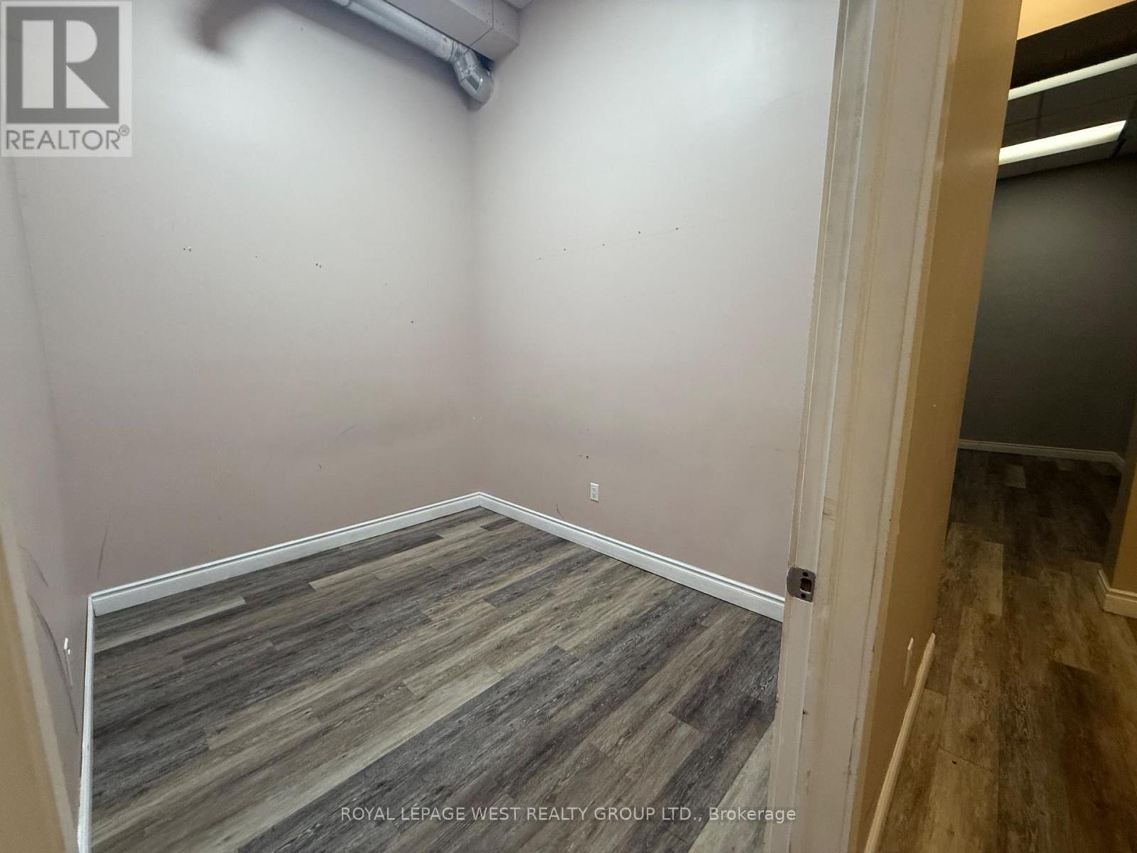 3471 Lake Shore Boulevard W, Toronto, Ontario  M8W 1N2 - Photo 14 - W9356446