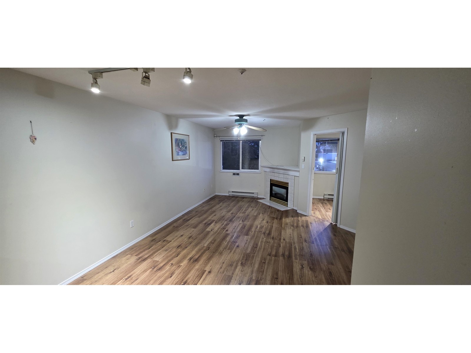 208 12769 72 Avenue, Surrey, British Columbia  V3W 2M7 - Photo 10 - R2946466