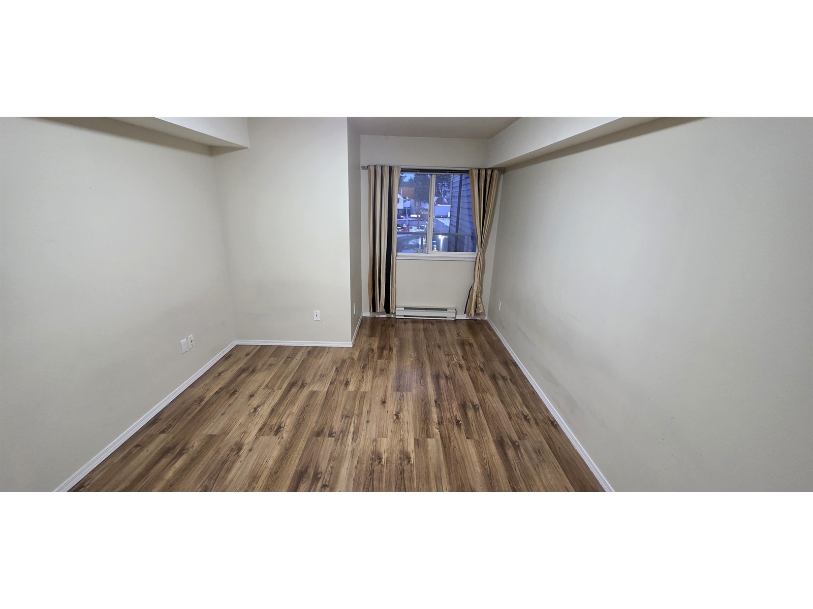 208 12769 72 Avenue, Surrey, British Columbia  V3W 2M7 - Photo 15 - R2946466