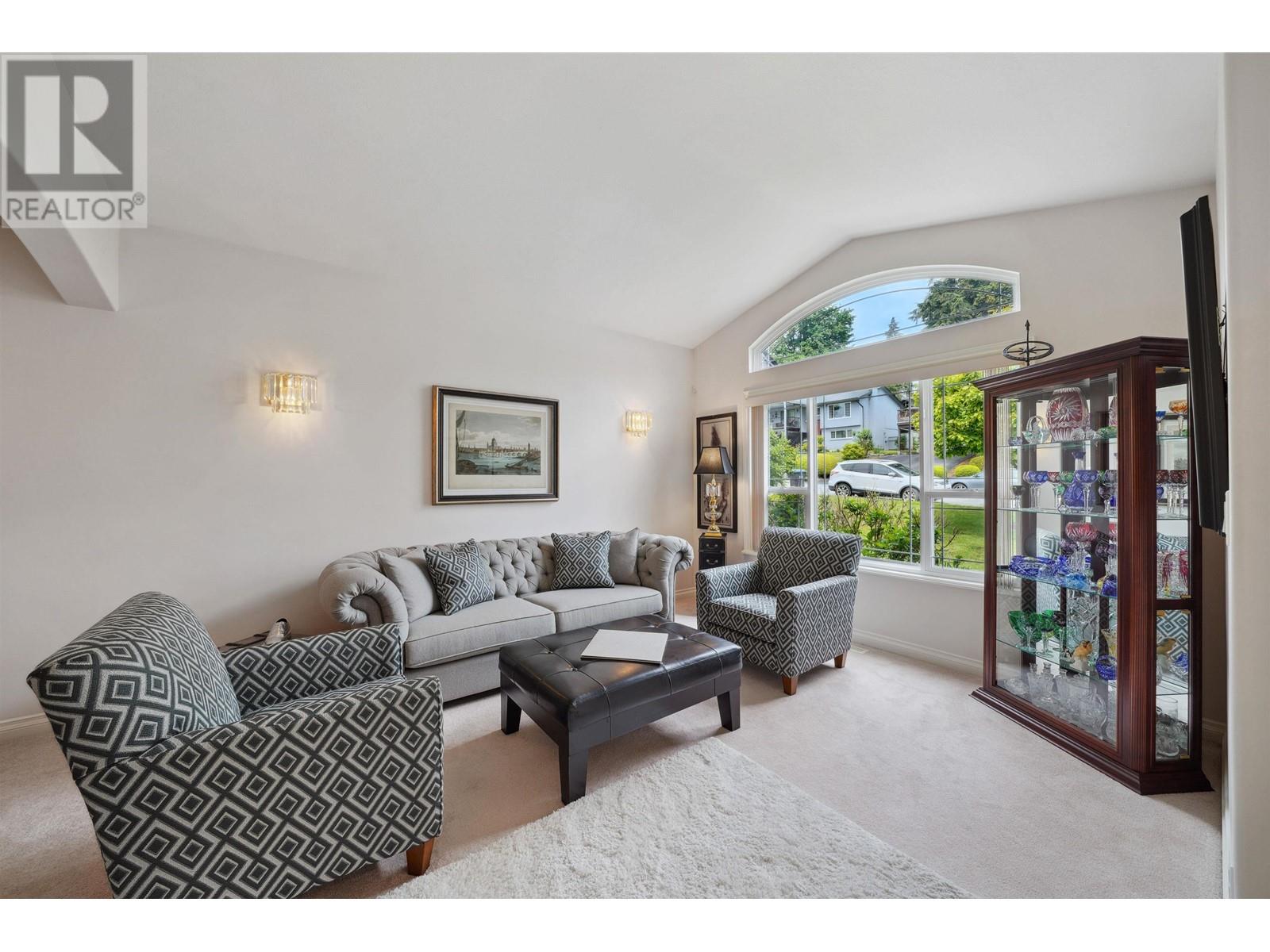 816 Huber Drive, Port Coquitlam, British Columbia  V3B 2S9 - Photo 5 - R2965705