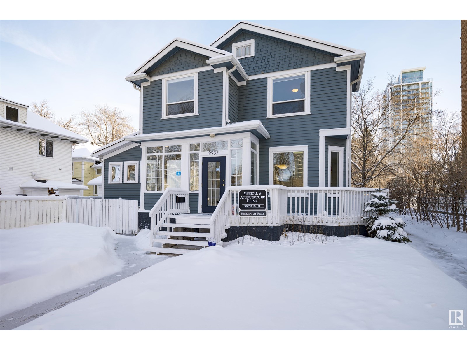 Property at 9937 113 ST NW image 1