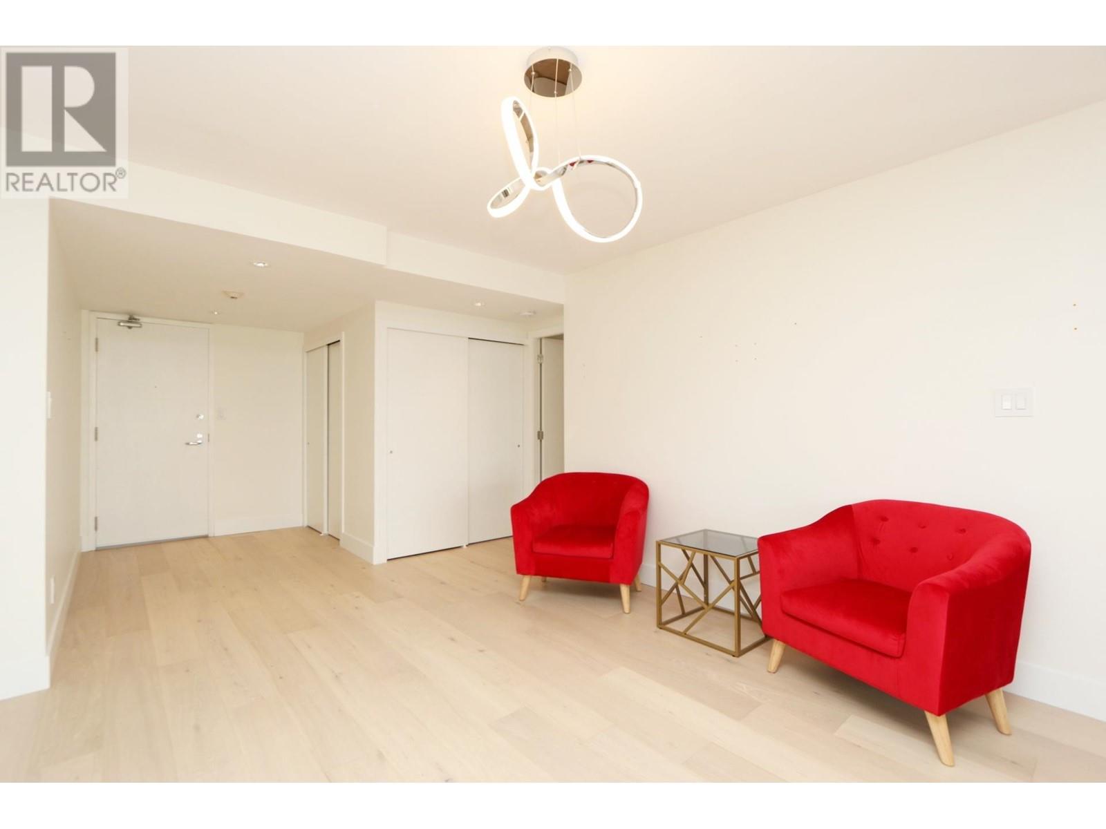 Listing Picture 3 of 26 : 2201 1500 HOWE STREET, Vancouver / 溫哥華 - 魯藝地產 Yvonne Lu Group - MLS Medallion Club Member