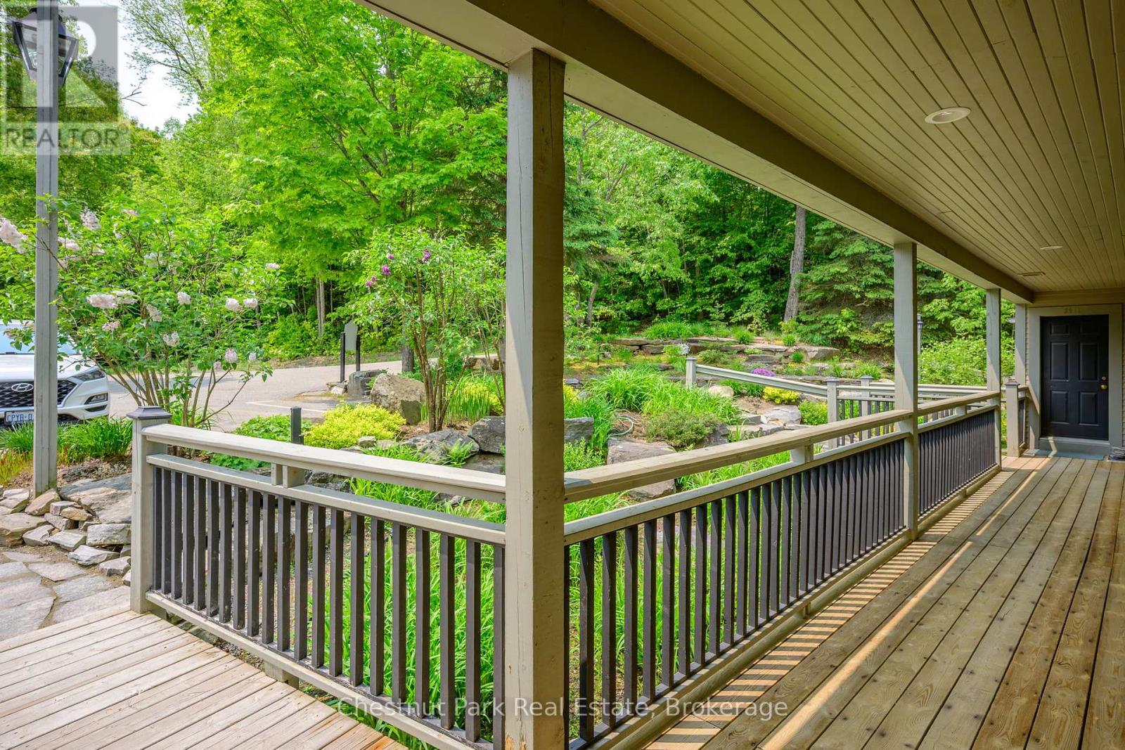 3831 Grandview Forest Hill Drive, Huntsville, Ontario  P1H 2J5 - Photo 3 - X11968115