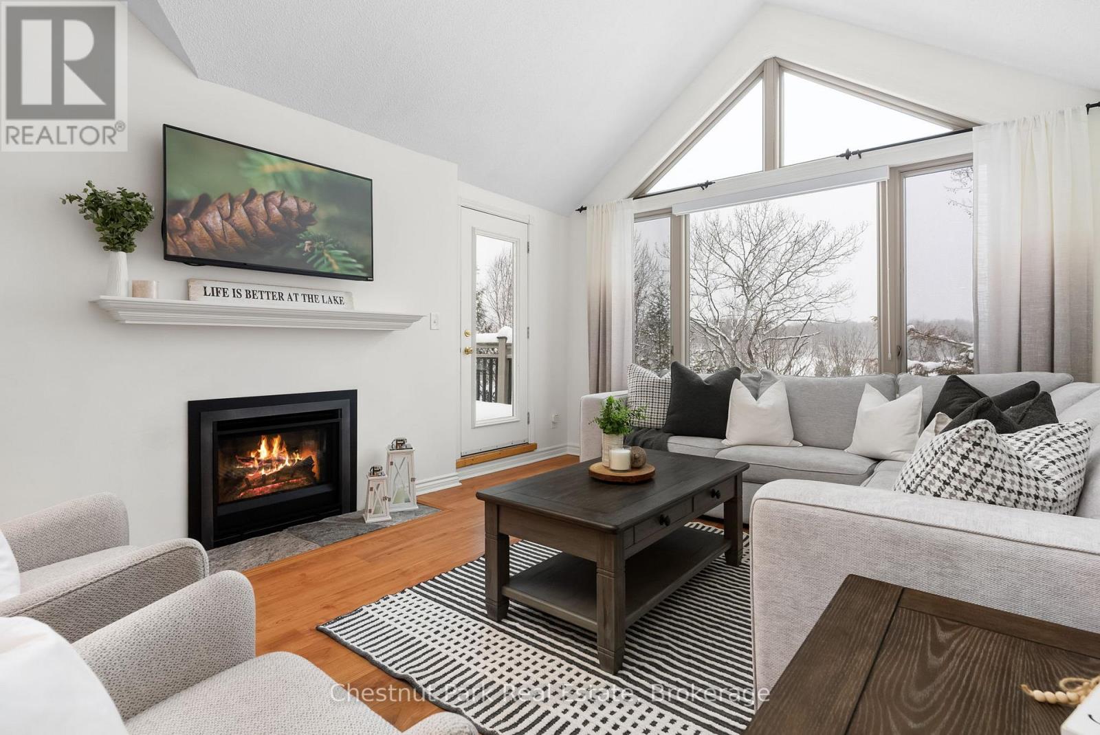 3831 Grandview Forest Hill Drive, Huntsville, Ontario  P1H 2J5 - Photo 5 - X11968115