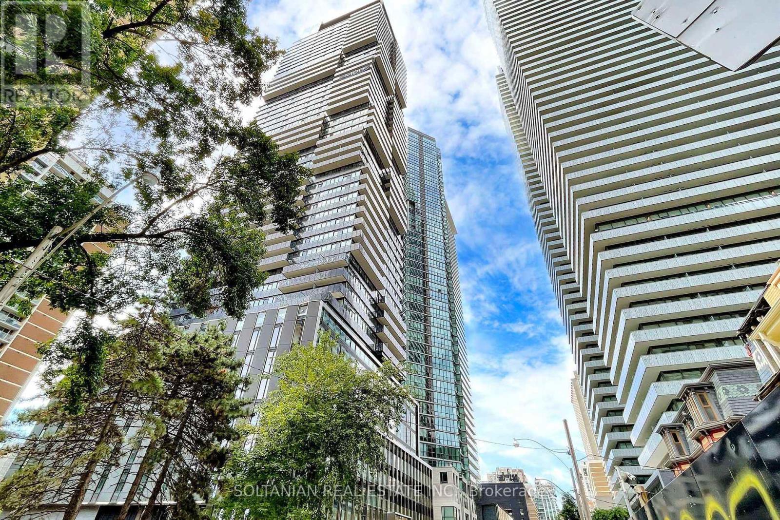 3912 - 55 CHARLES STREET E, Toronto, Ontario