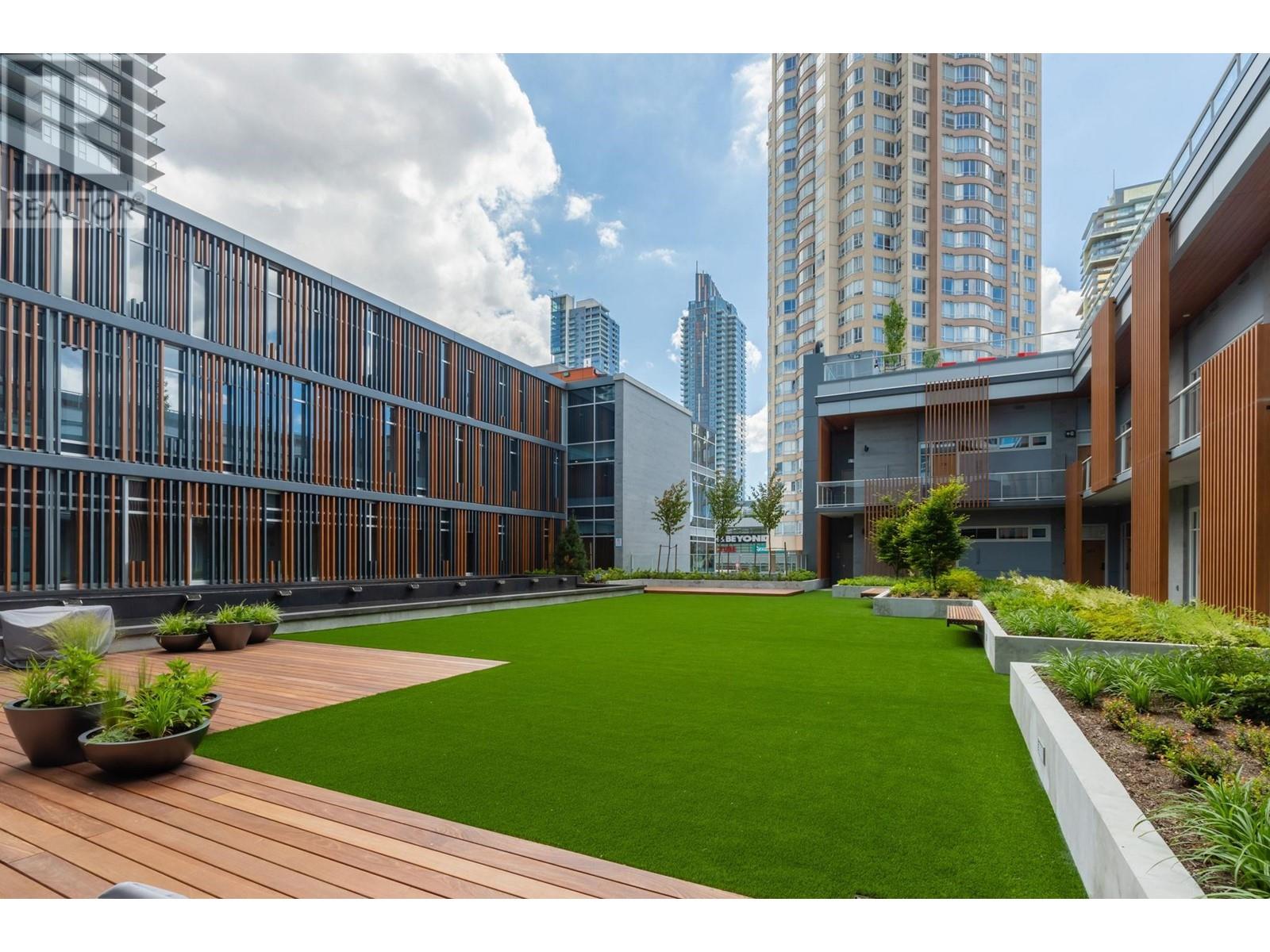 Listing Picture 31 of 40 : 308 6080 MCKAY AVENUE, Burnaby / 本拿比 - 魯藝地產 Yvonne Lu Group - MLS Medallion Club Member