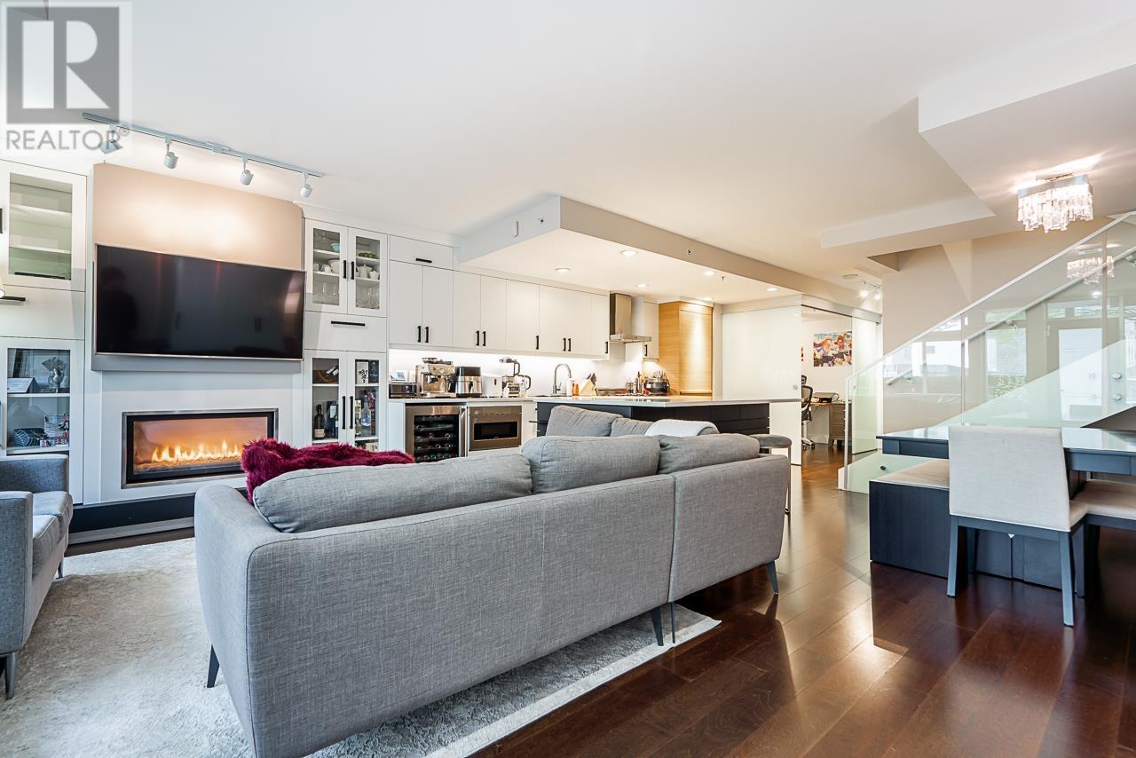 Listing Picture 4 of 30 : 861 RICHARDS STREET, Vancouver / 溫哥華 - 魯藝地產 Yvonne Lu Group - MLS Medallion Club Member