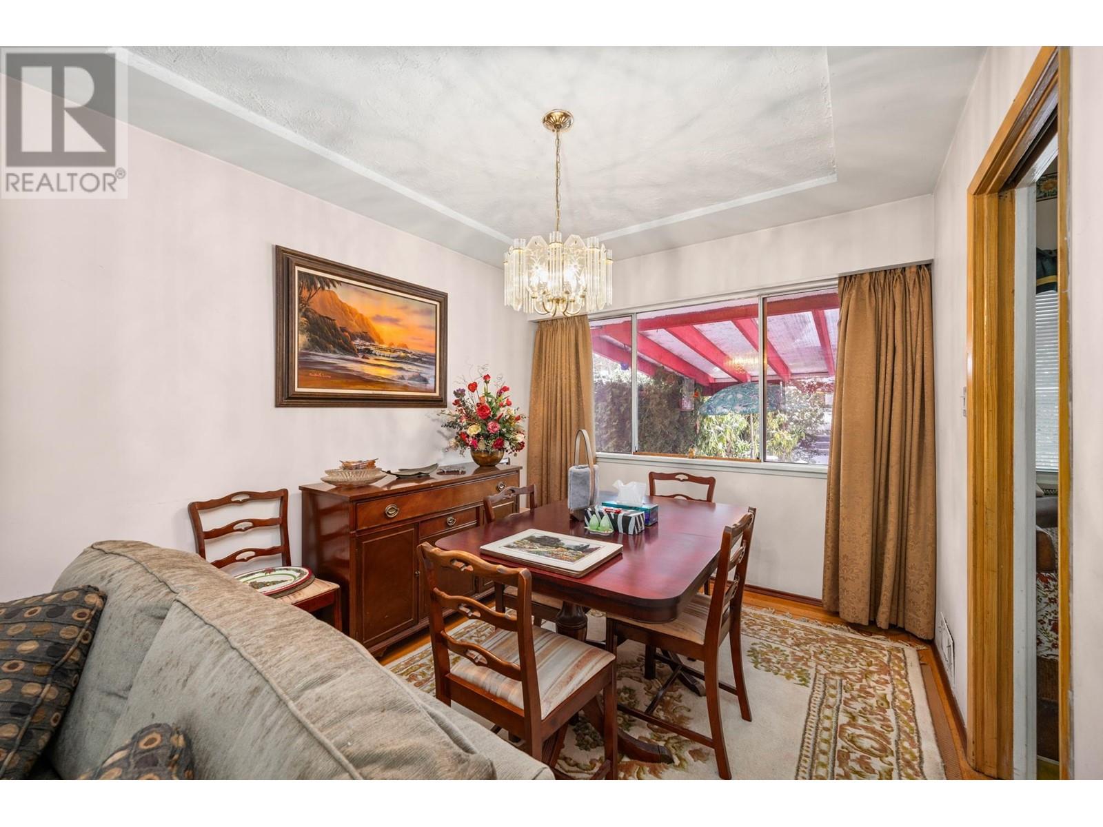 8274 Wedgewood Street, Burnaby, British Columbia  V3N 1C4 - Photo 6 - R2963001