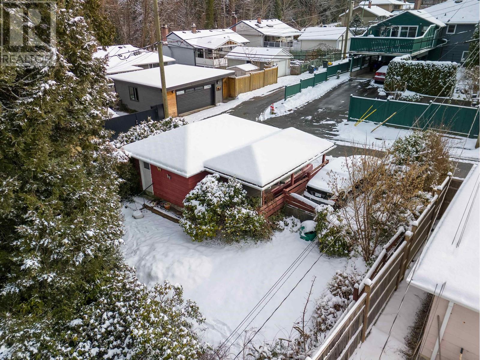 8274 Wedgewood Street, Burnaby, British Columbia  V3N 1C4 - Photo 39 - R2963001