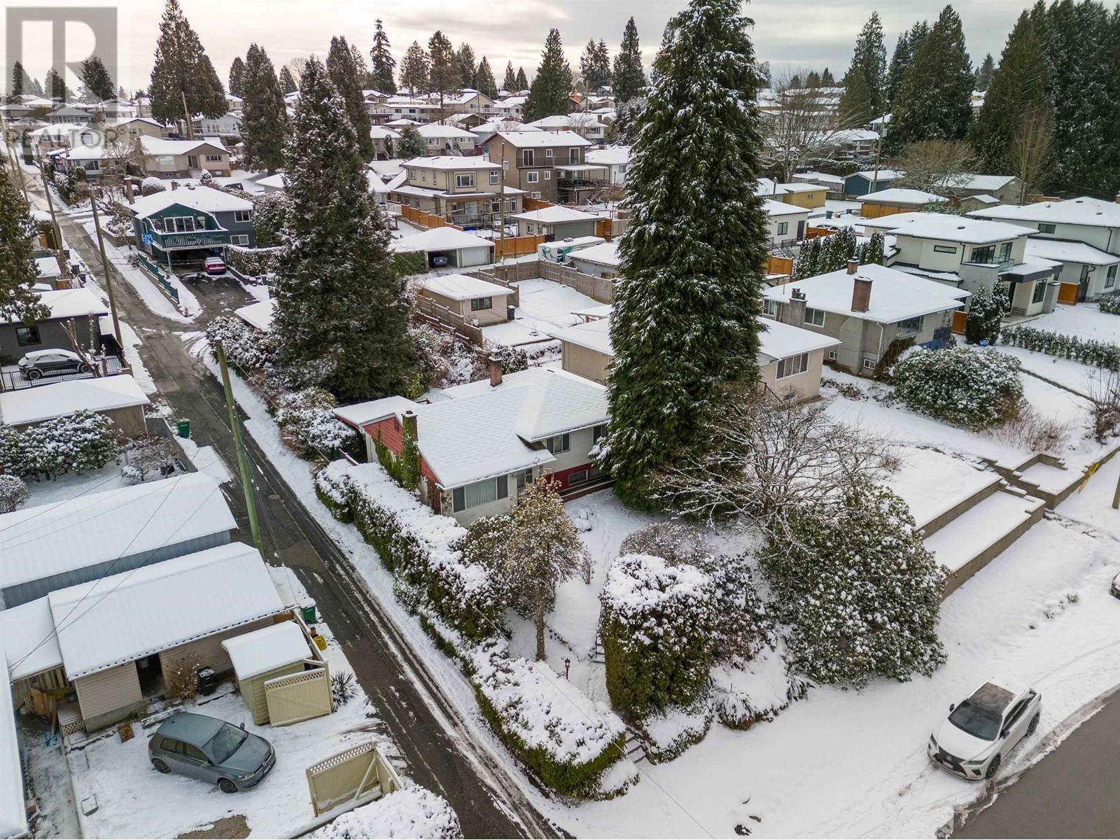8274 Wedgewood Street, Burnaby, British Columbia  V3N 1C4 - Photo 38 - R2963001