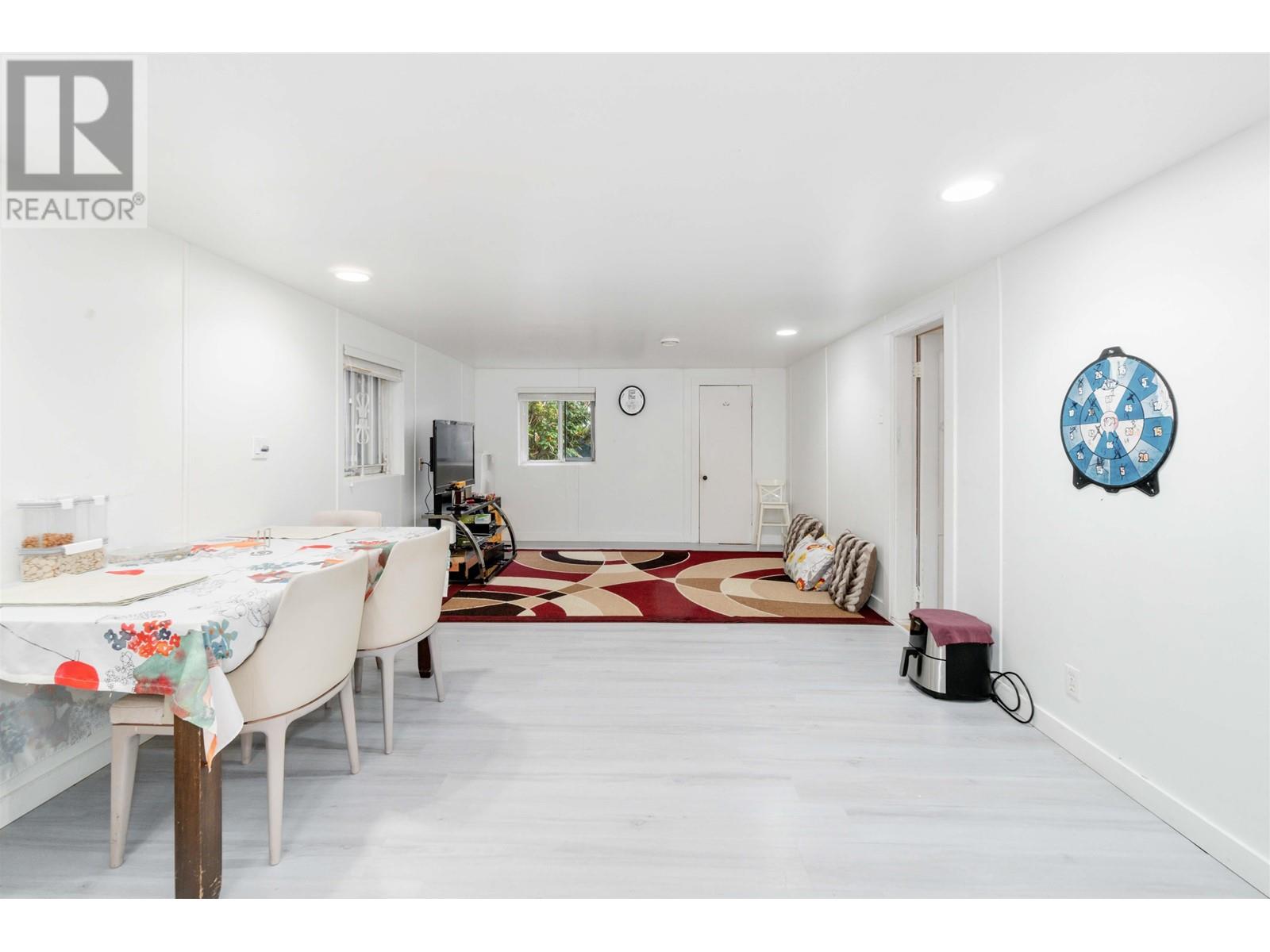 Listing Picture 28 of 38 : 453 E 47TH AVENUE, Vancouver / 溫哥華 - 魯藝地產 Yvonne Lu Group - MLS Medallion Club Member