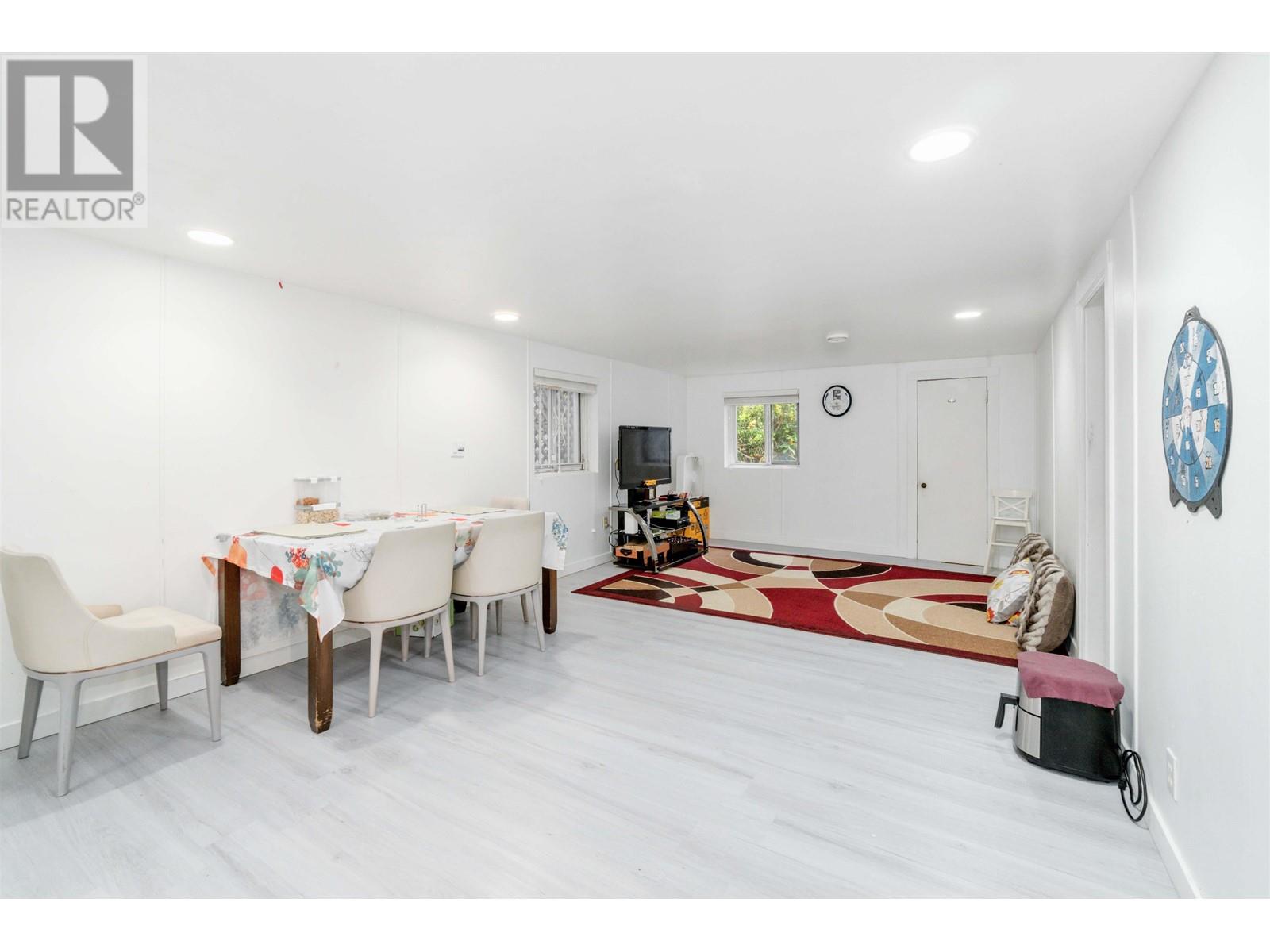 Listing Picture 29 of 38 : 453 E 47TH AVENUE, Vancouver / 溫哥華 - 魯藝地產 Yvonne Lu Group - MLS Medallion Club Member