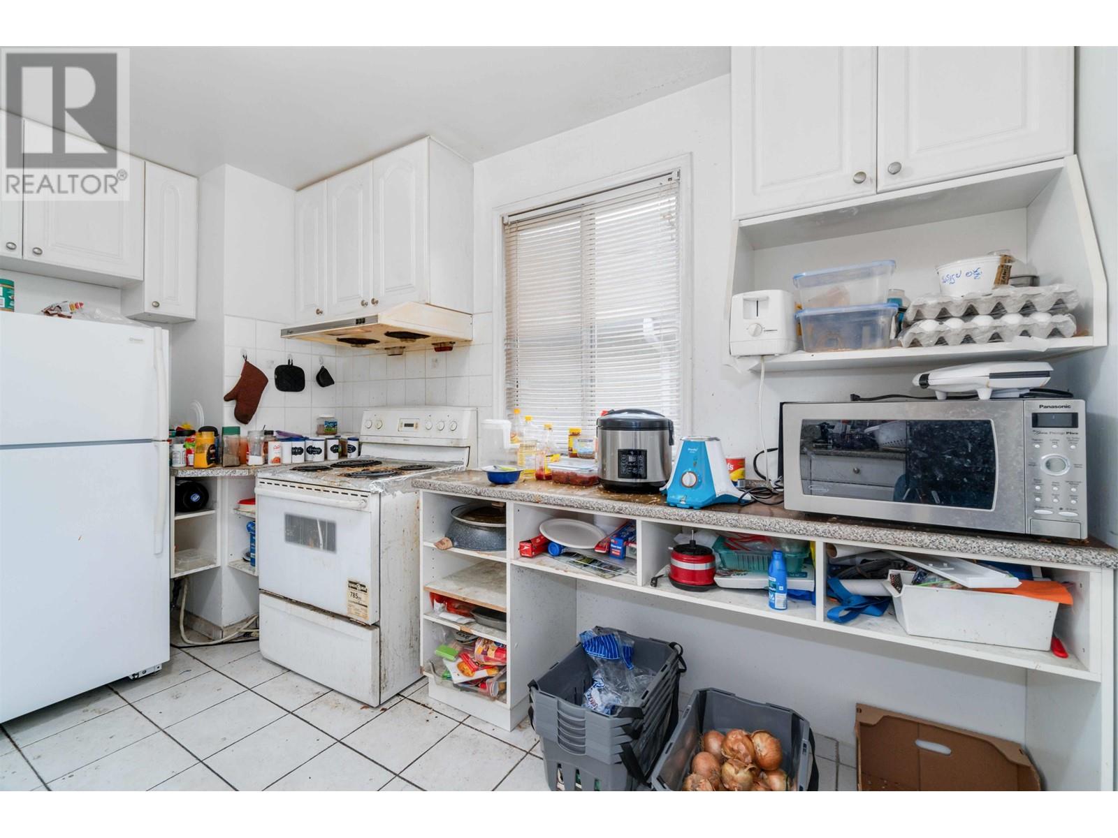 Listing Picture 12 of 38 : 453 E 47TH AVENUE, Vancouver / 溫哥華 - 魯藝地產 Yvonne Lu Group - MLS Medallion Club Member